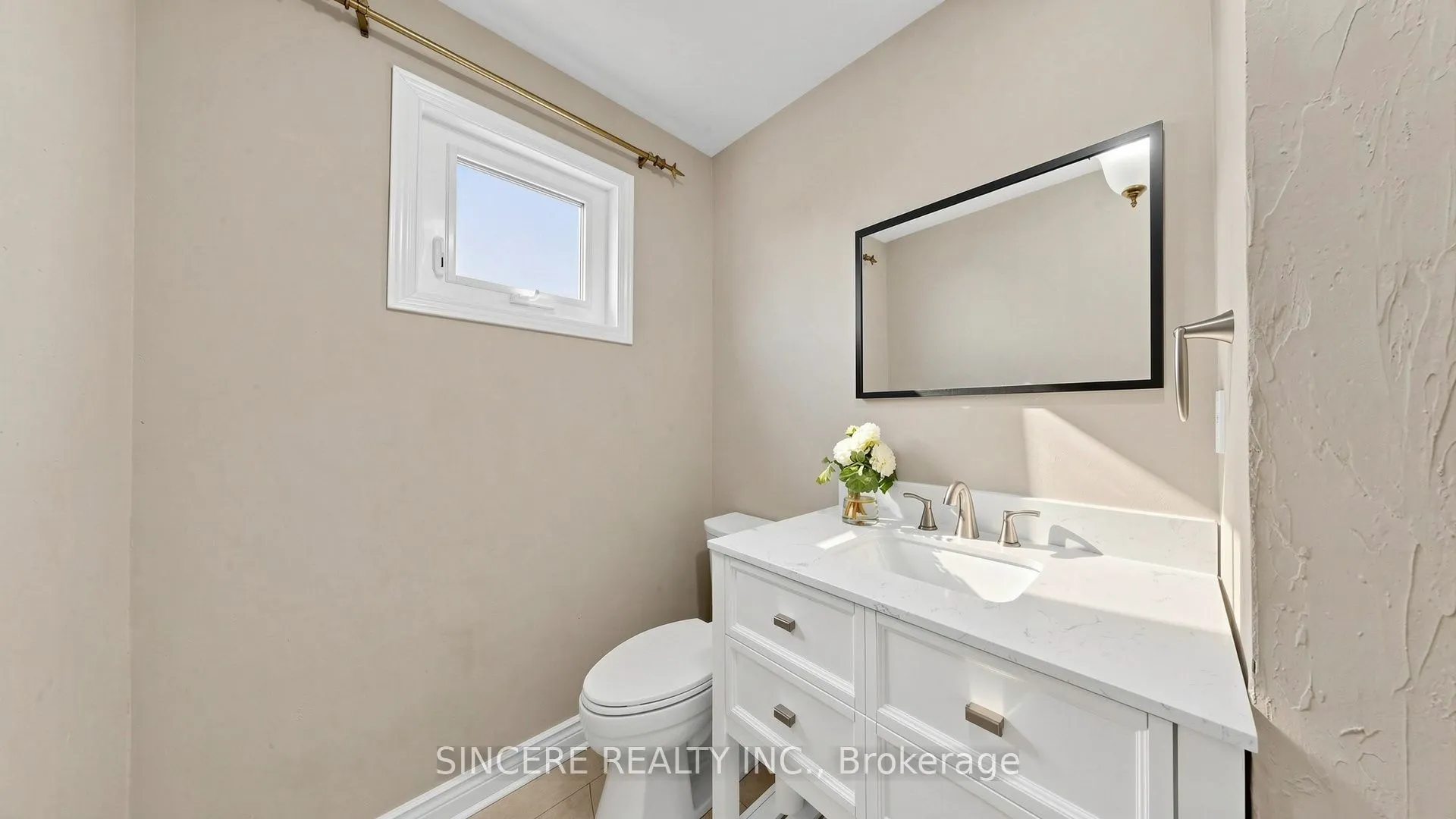 25 Ridgefield Crescent