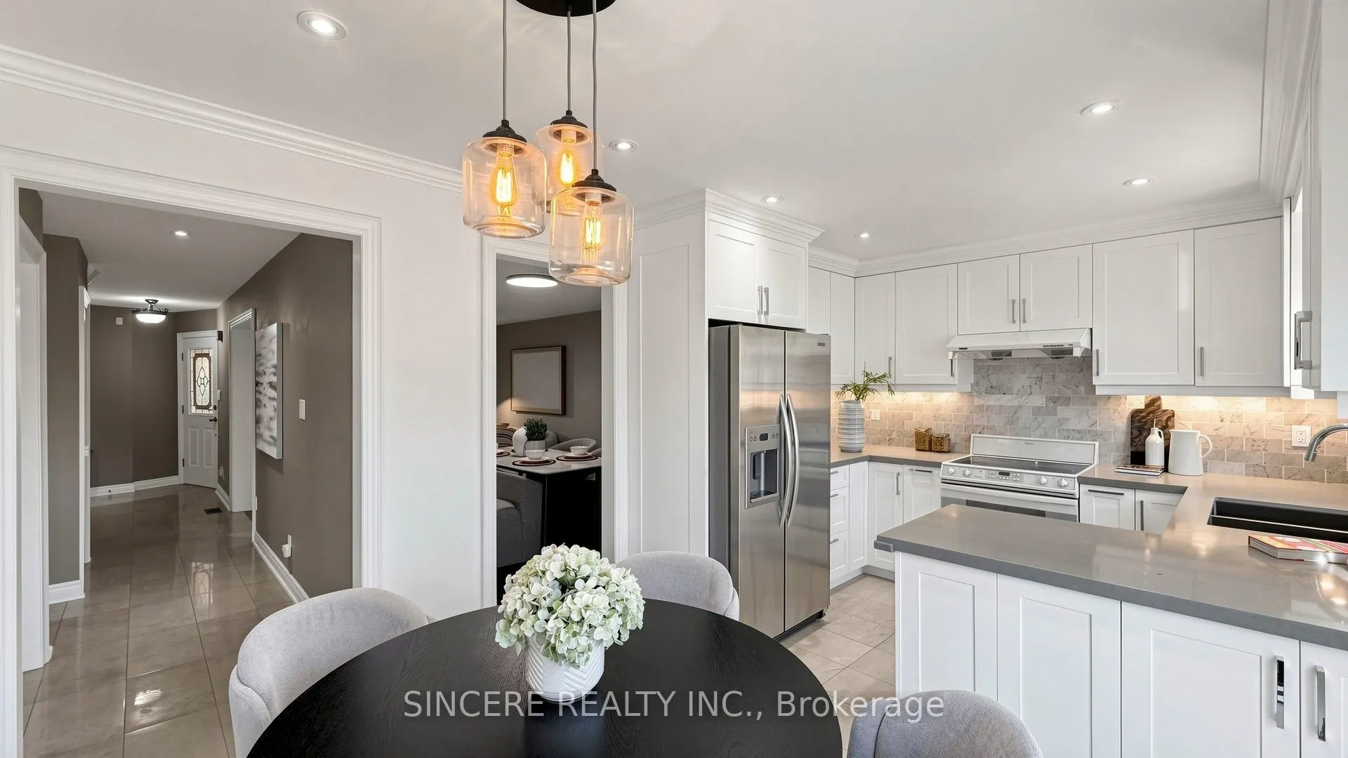 25 Ridgefield Crescent