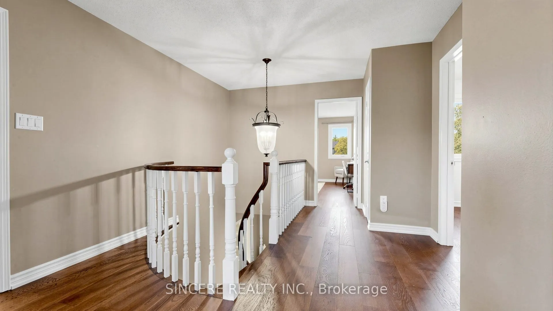 25 Ridgefield Crescent