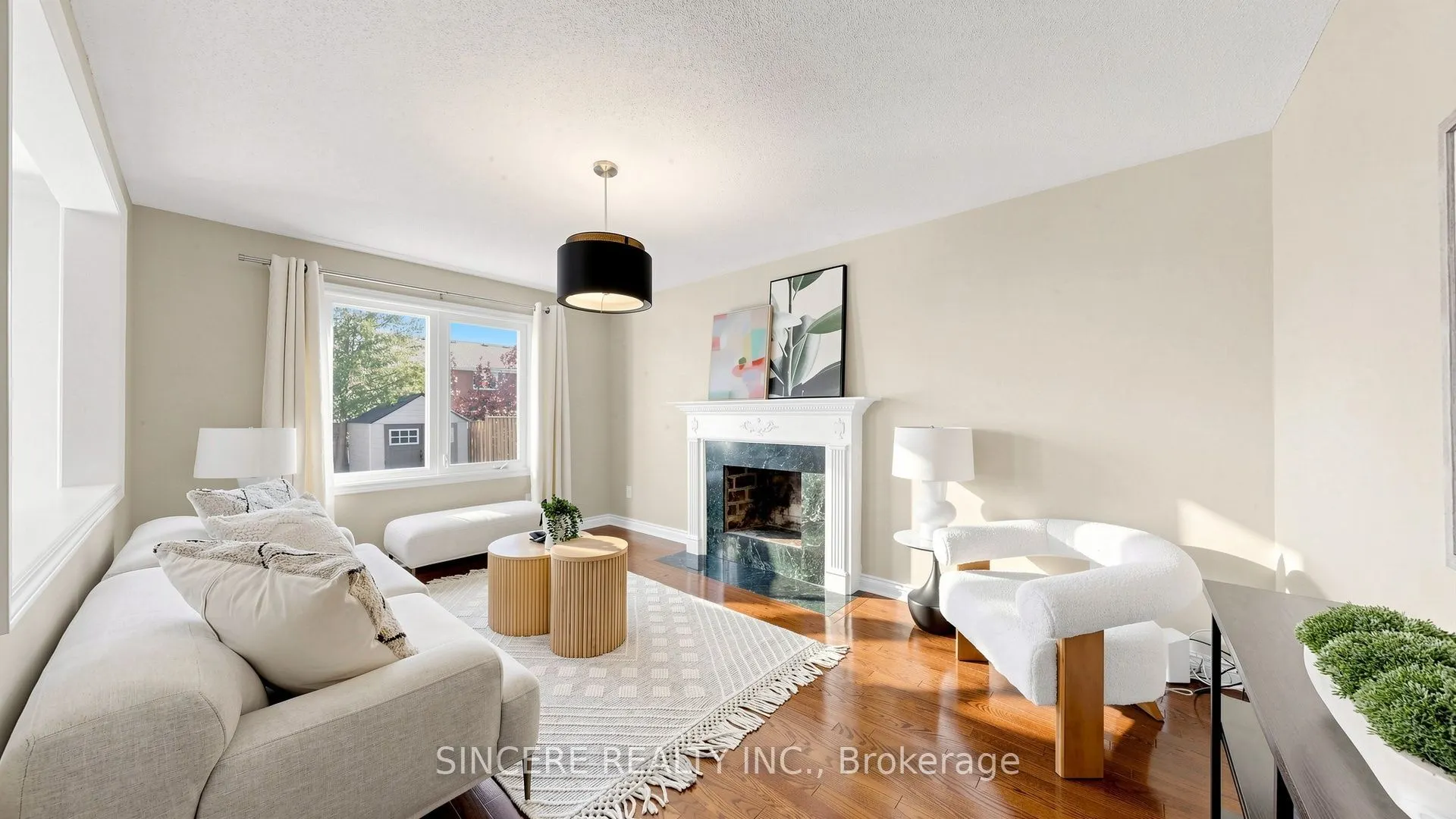 25 Ridgefield Crescent