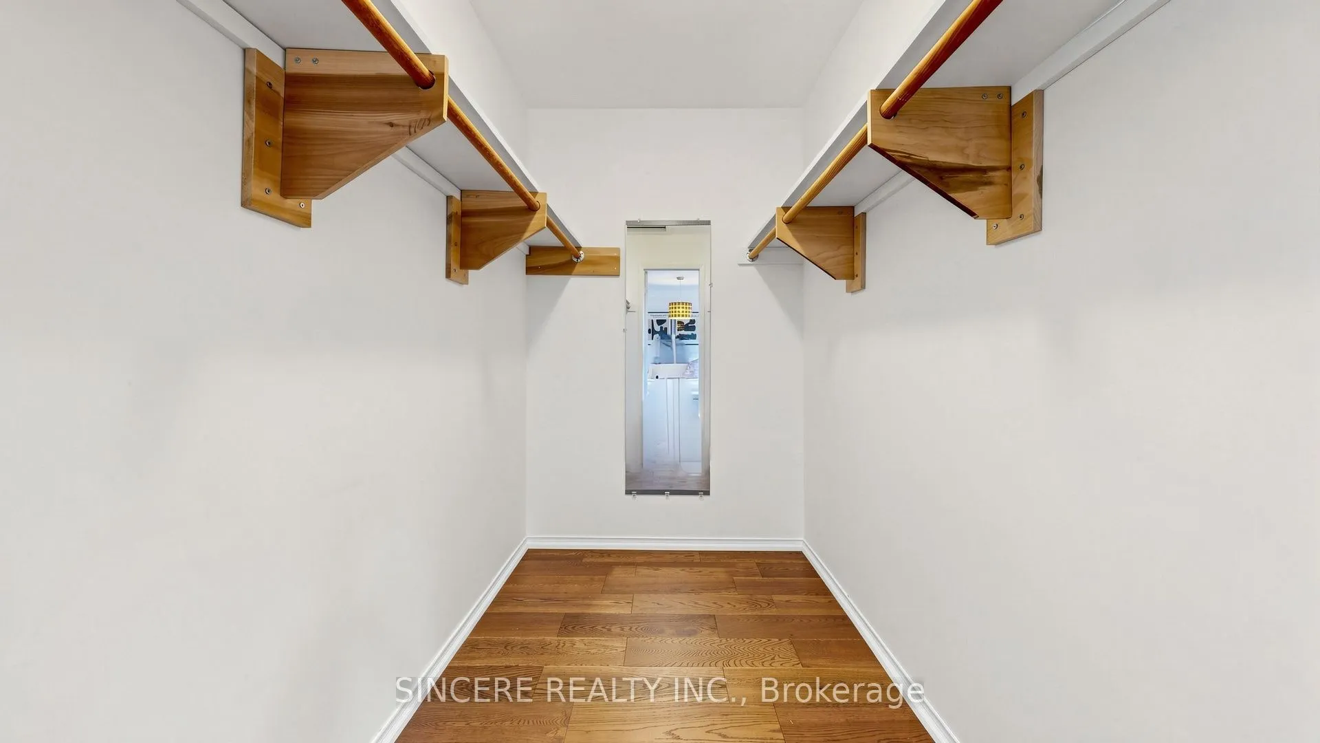 25 Ridgefield Crescent