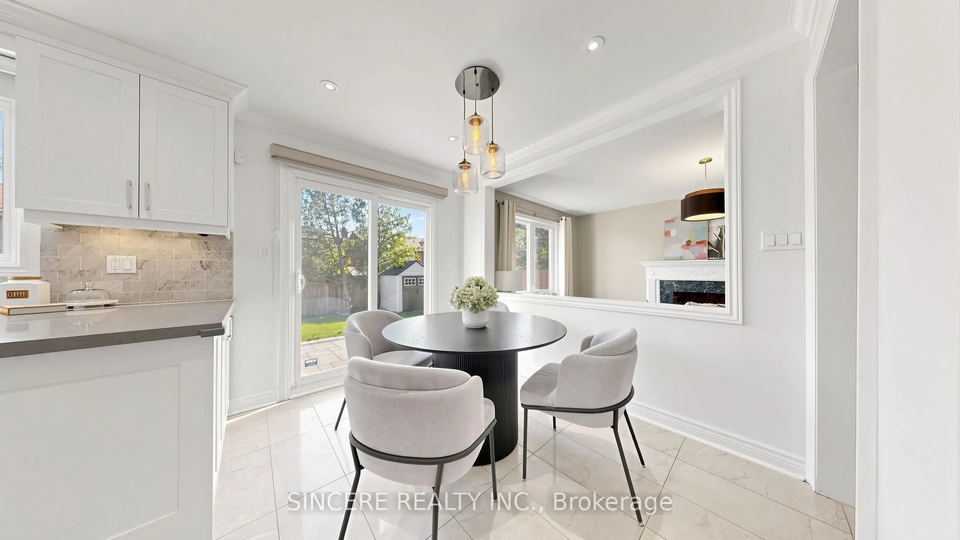 25 Ridgefield Crescent