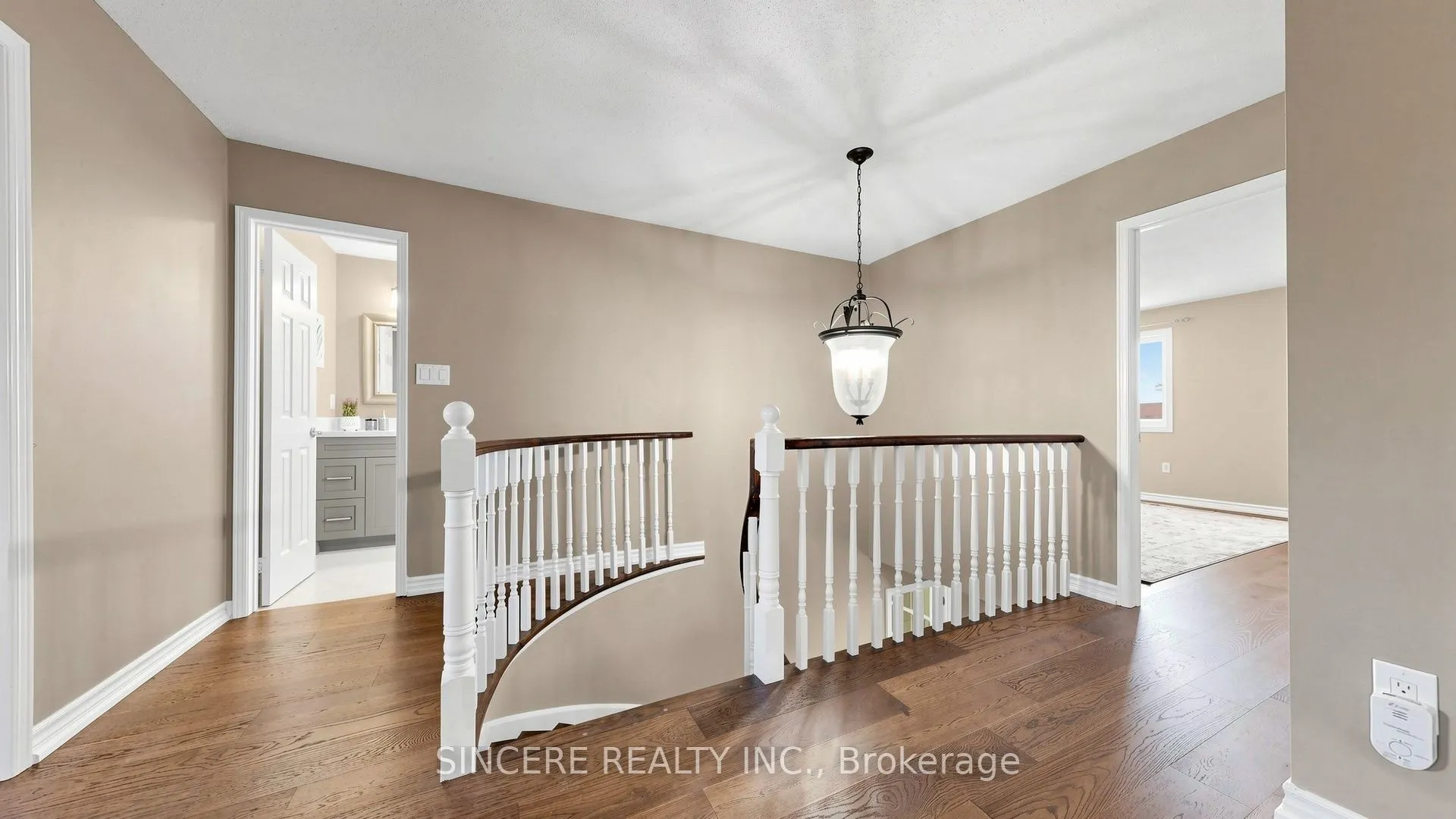 25 Ridgefield Crescent