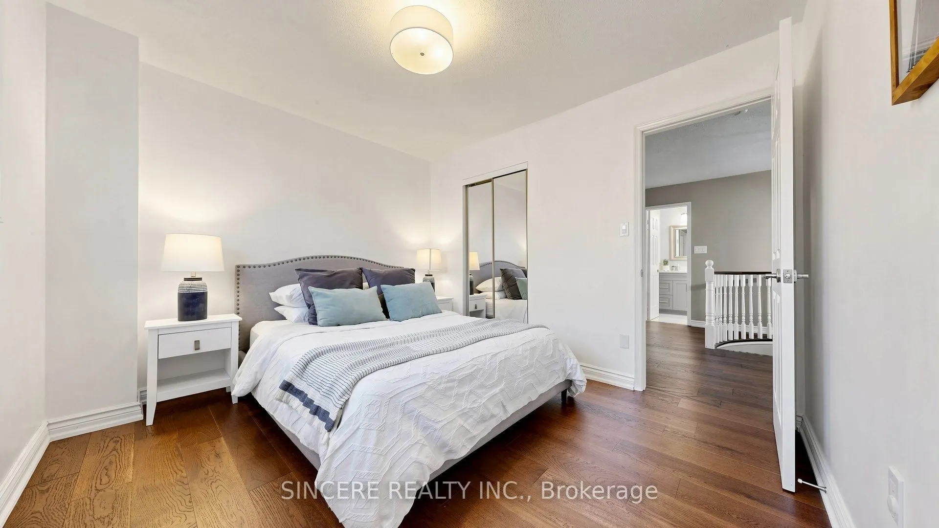 25 Ridgefield Crescent