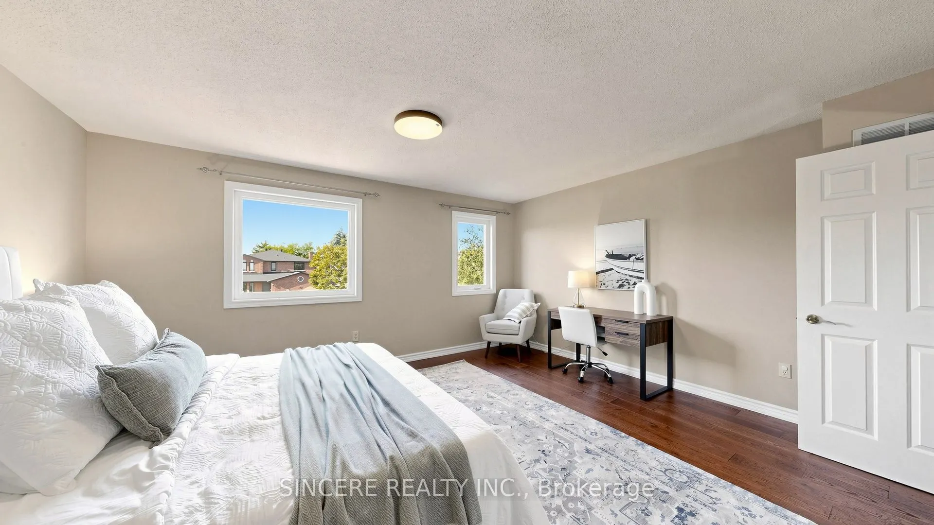 25 Ridgefield Crescent
