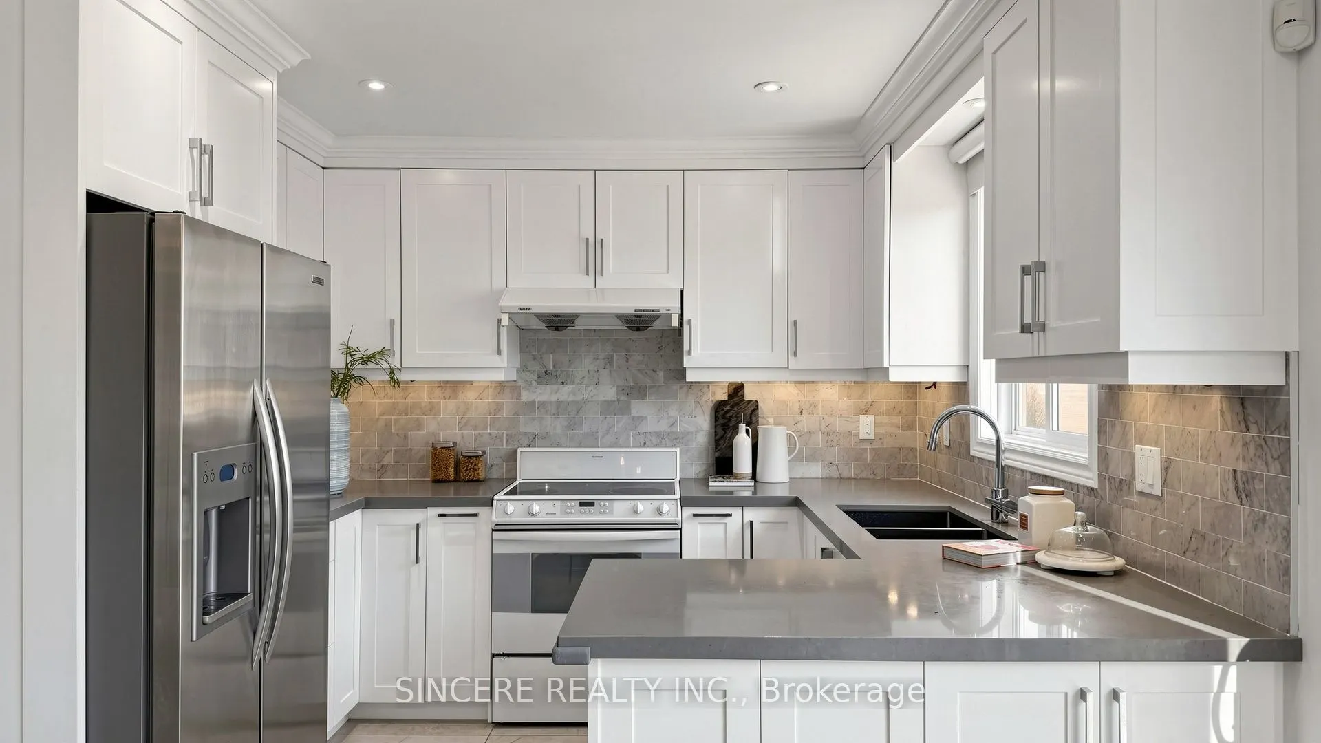 25 Ridgefield Crescent