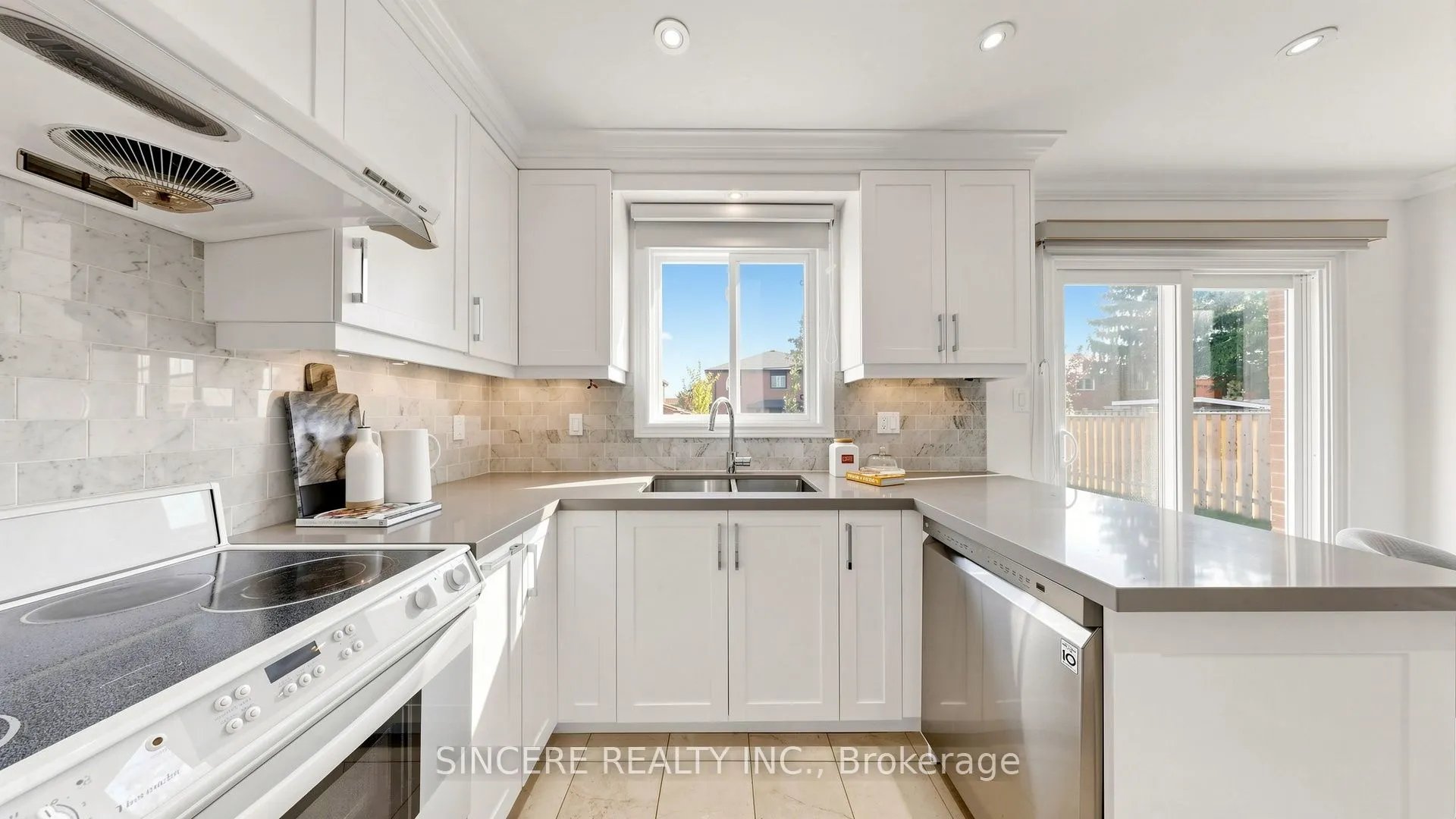 25 Ridgefield Crescent