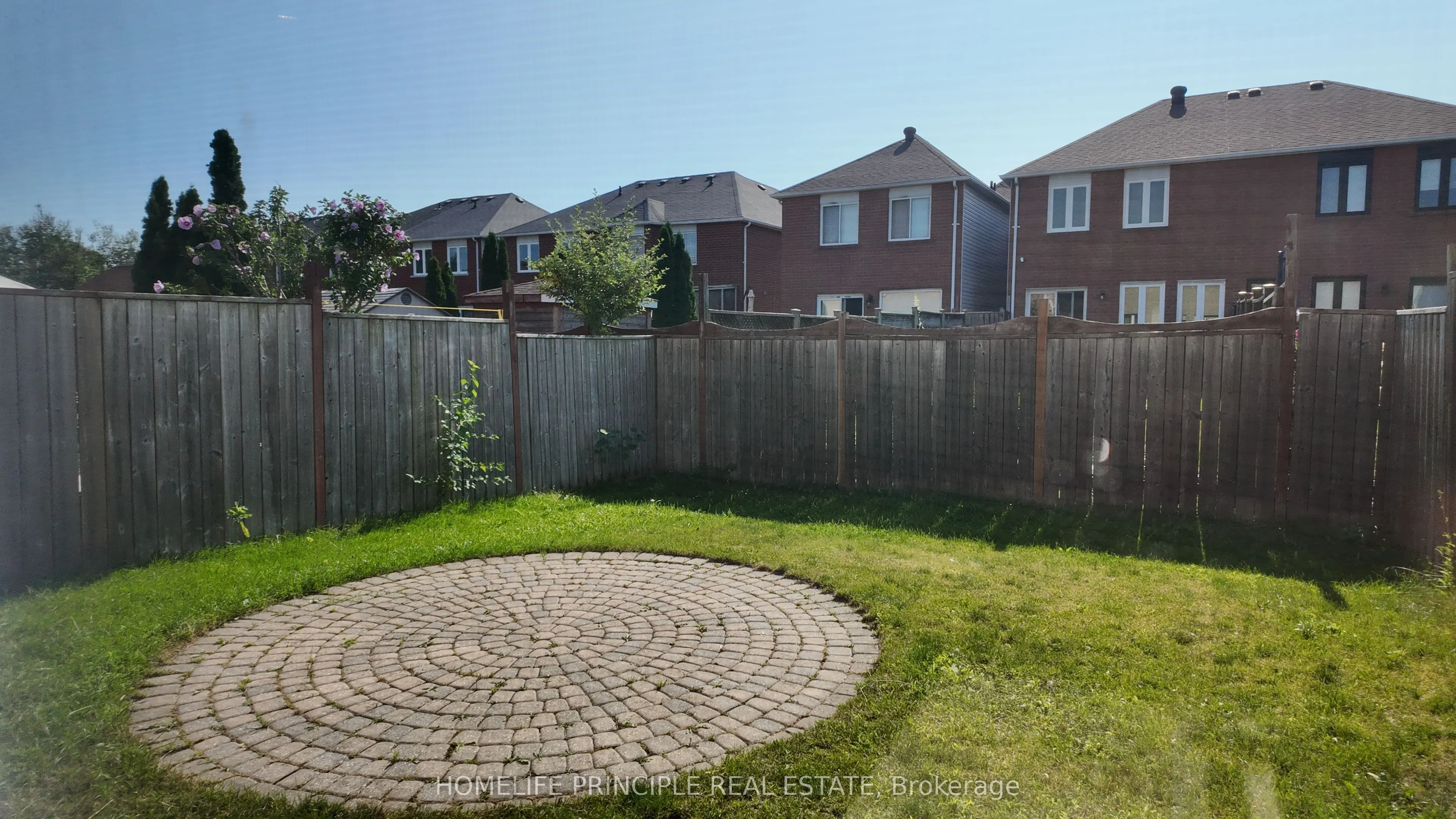 18 D'Amato Crescent E