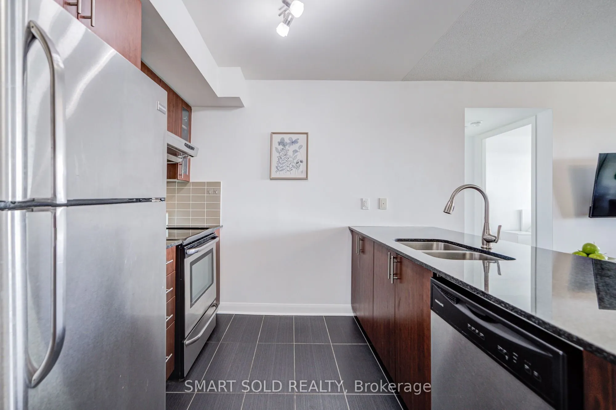 75 Norman Bethune Avenue #309
