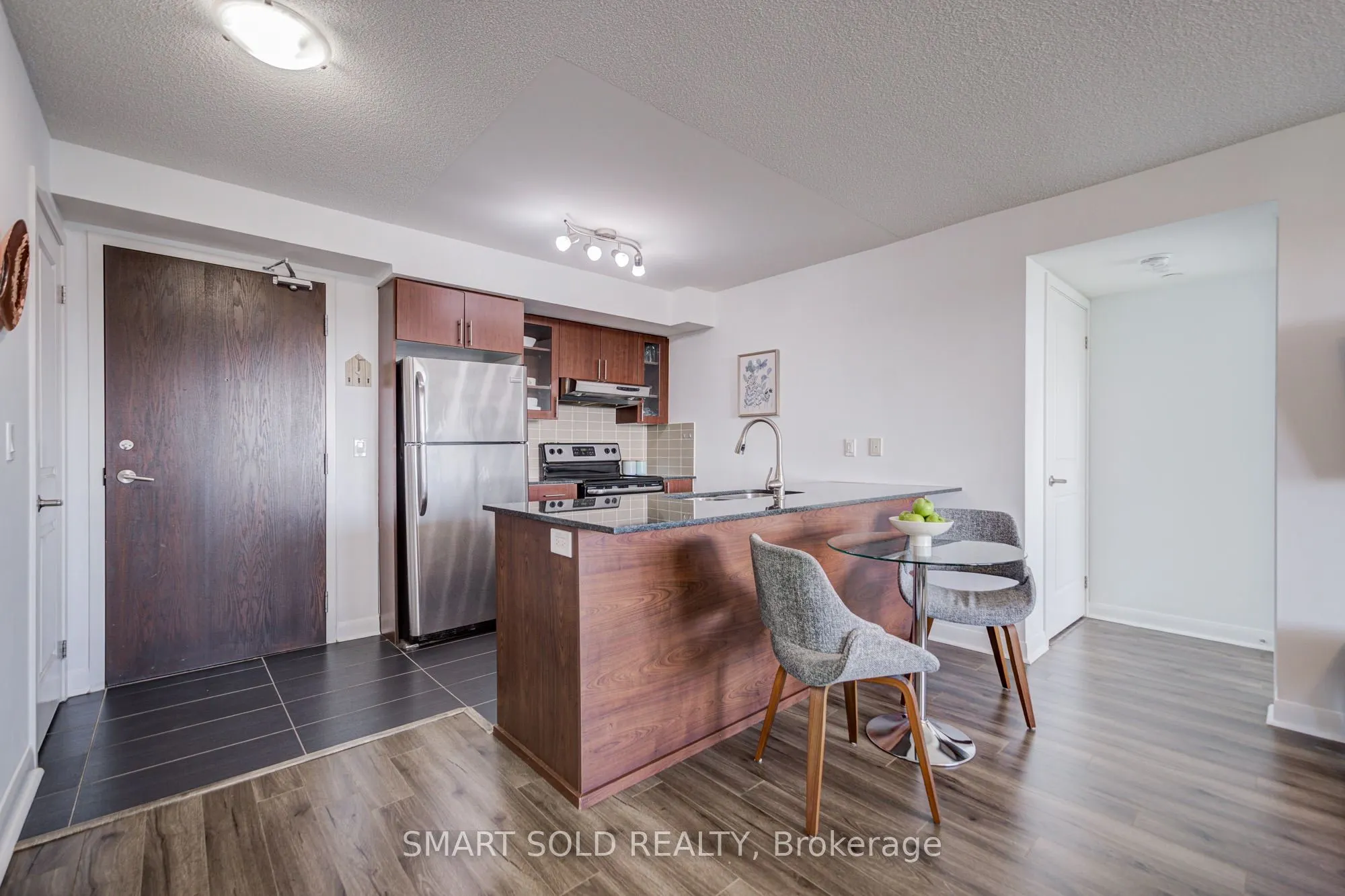 75 Norman Bethune Avenue #309