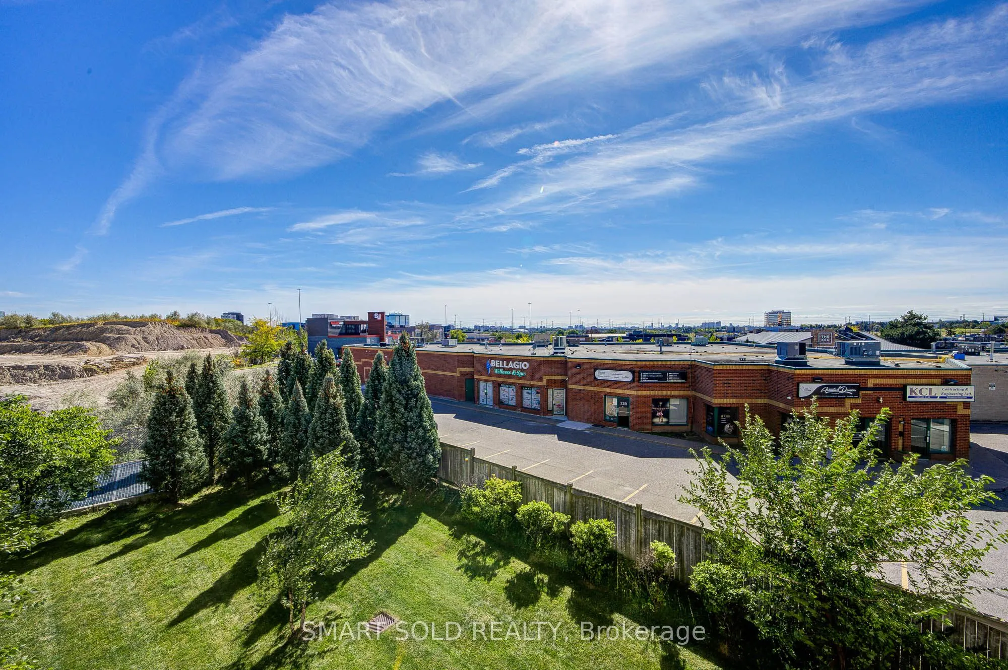 75 Norman Bethune Avenue #309