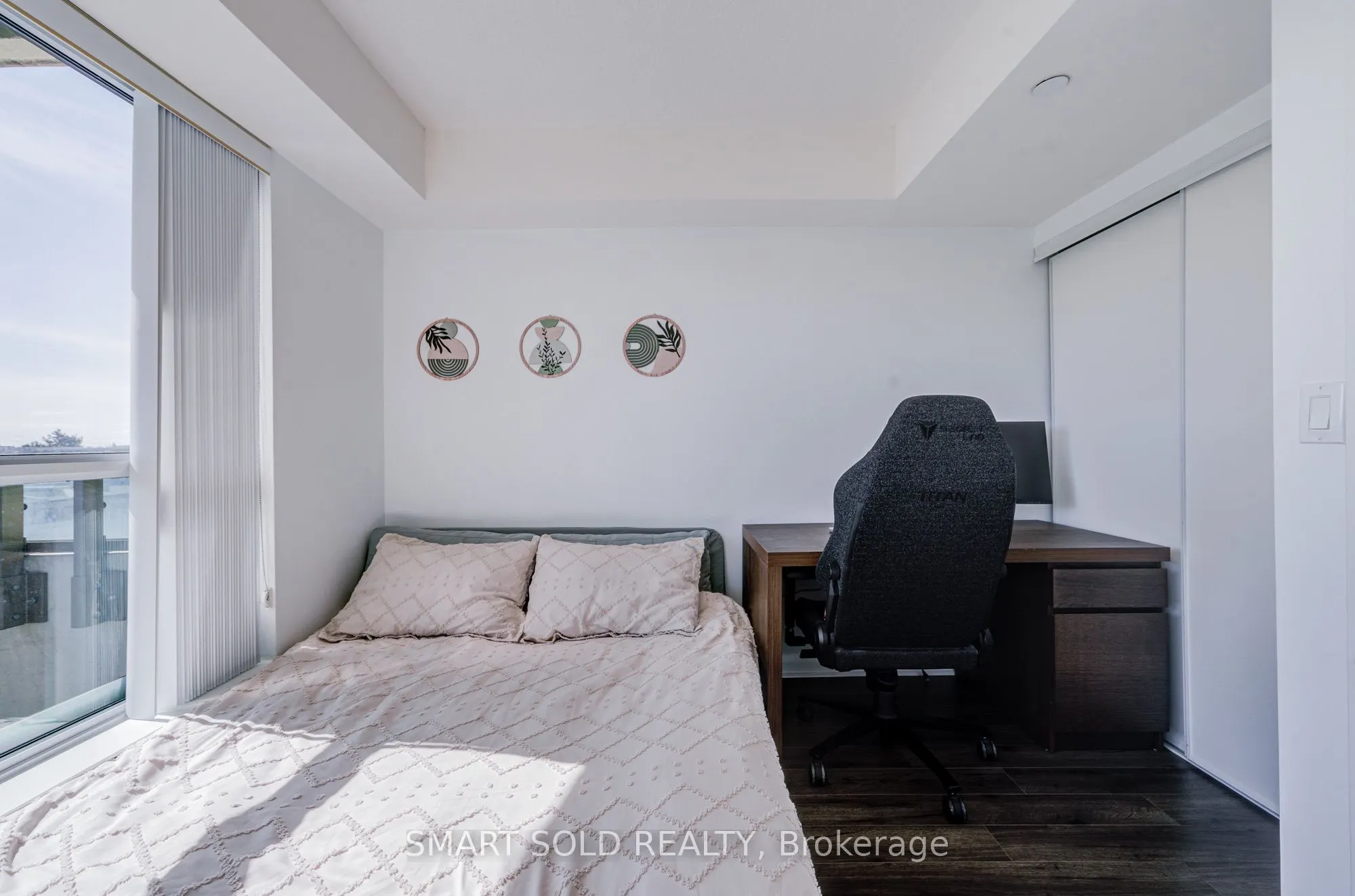 75 Norman Bethune Avenue #309