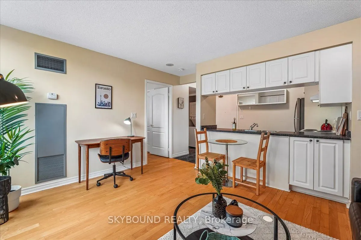 745 New Westminster Drive #308