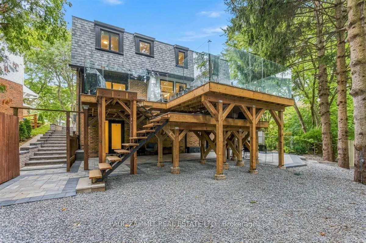 16 Pine Knoll Gate