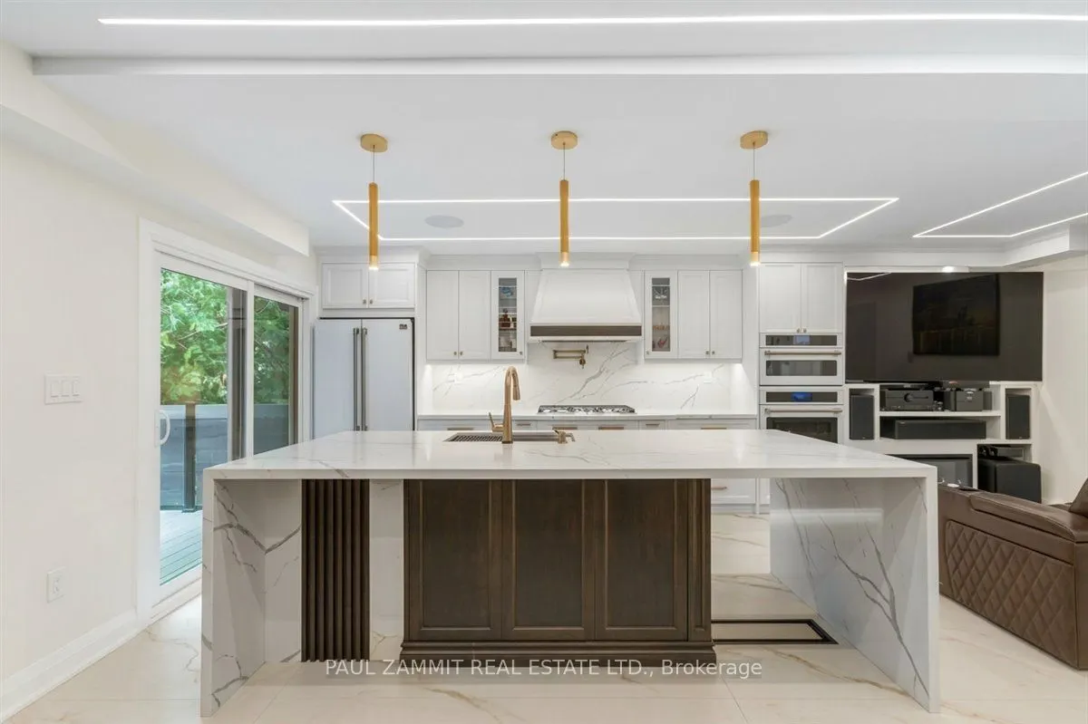 16 Pine Knoll Gate