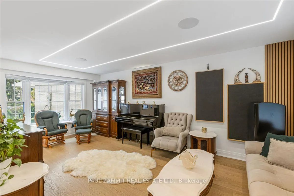16 Pine Knoll Gate