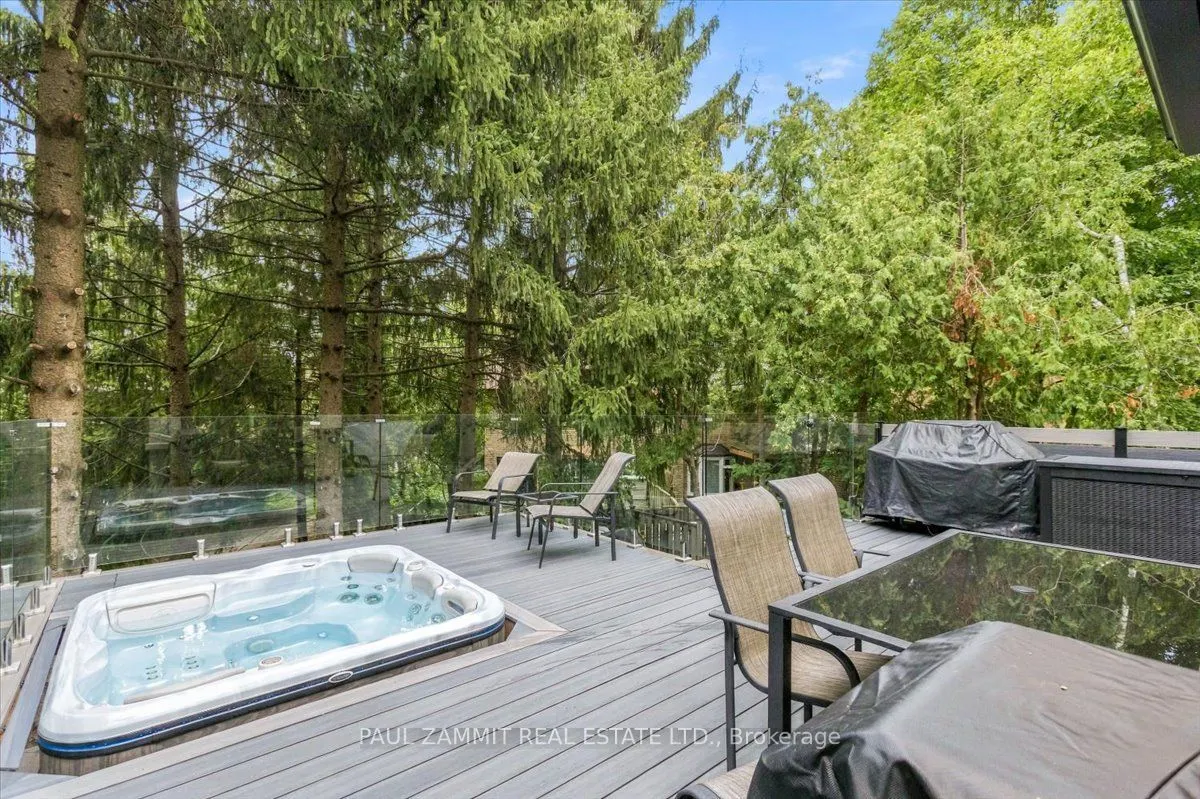 16 Pine Knoll Gate