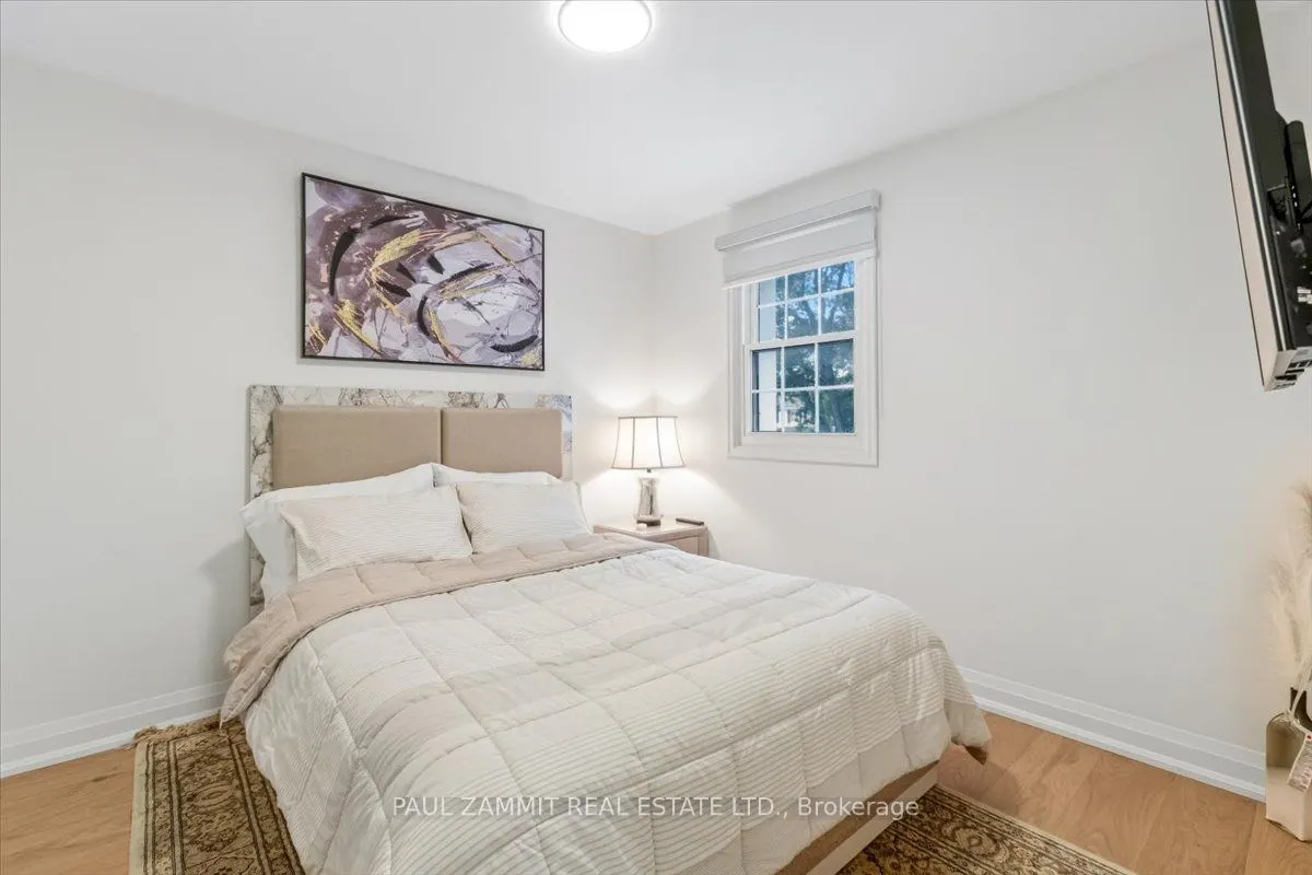 16 Pine Knoll Gate