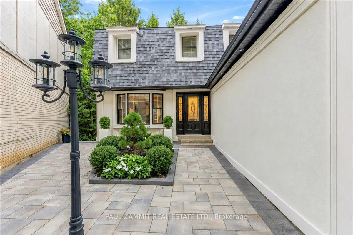 16 Pine Knoll Gate