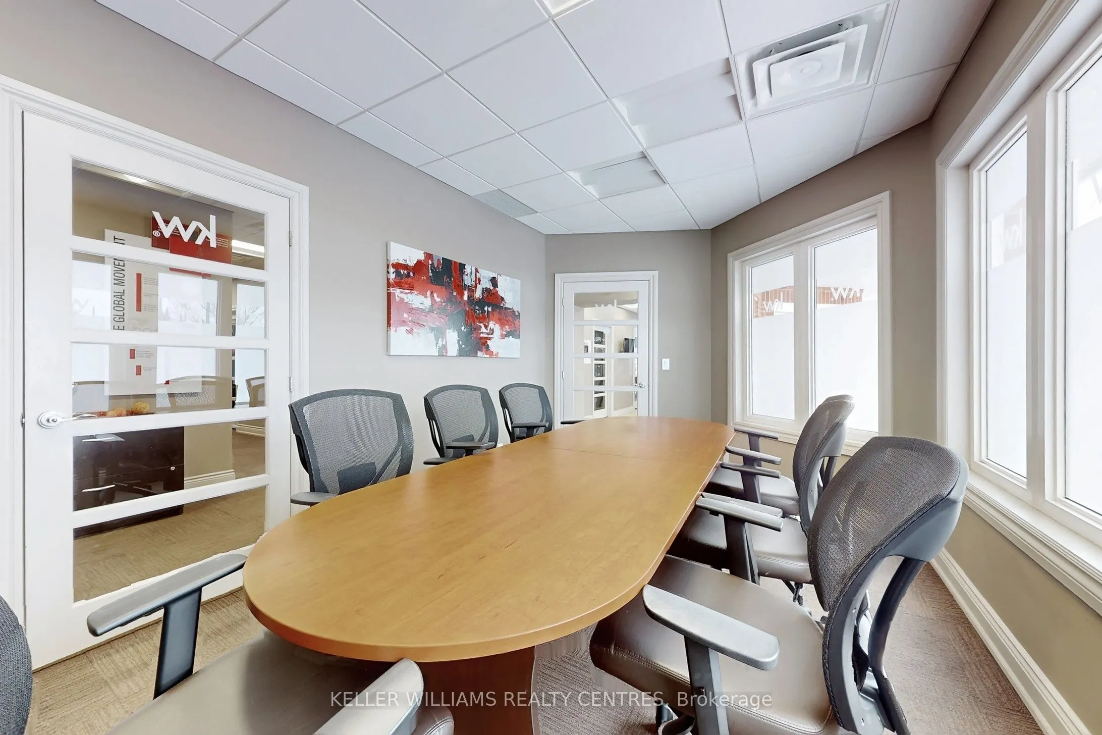 117 Wellington Street E #U4