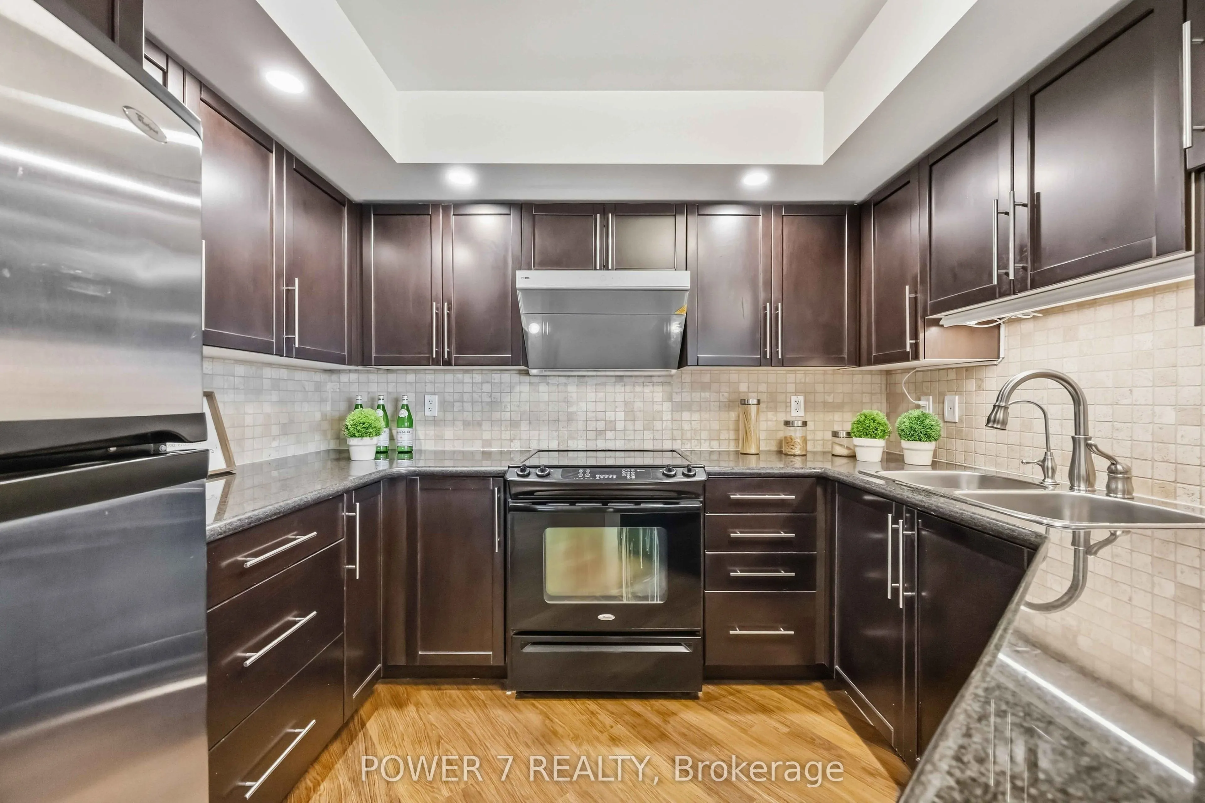23 Cox Boulevard #1179