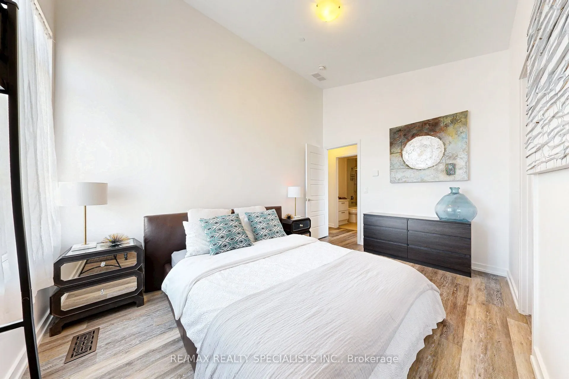 233 Broward Way #10