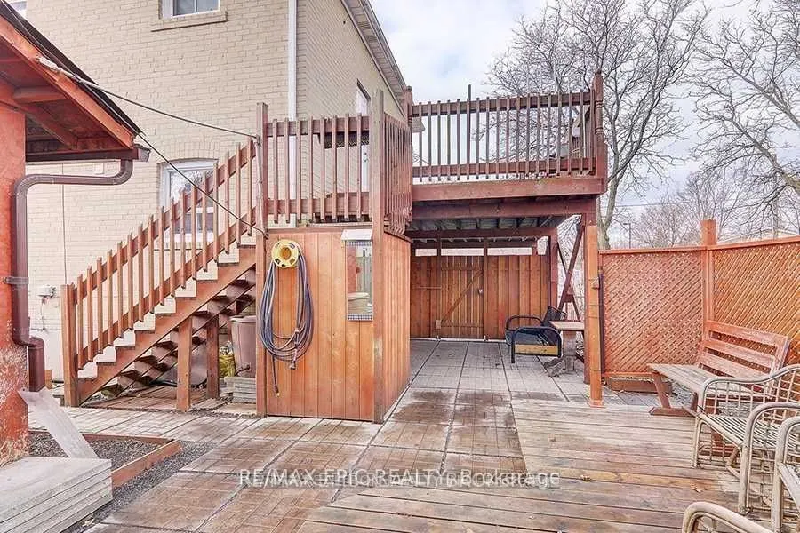 274 Taylor Mills Drive N