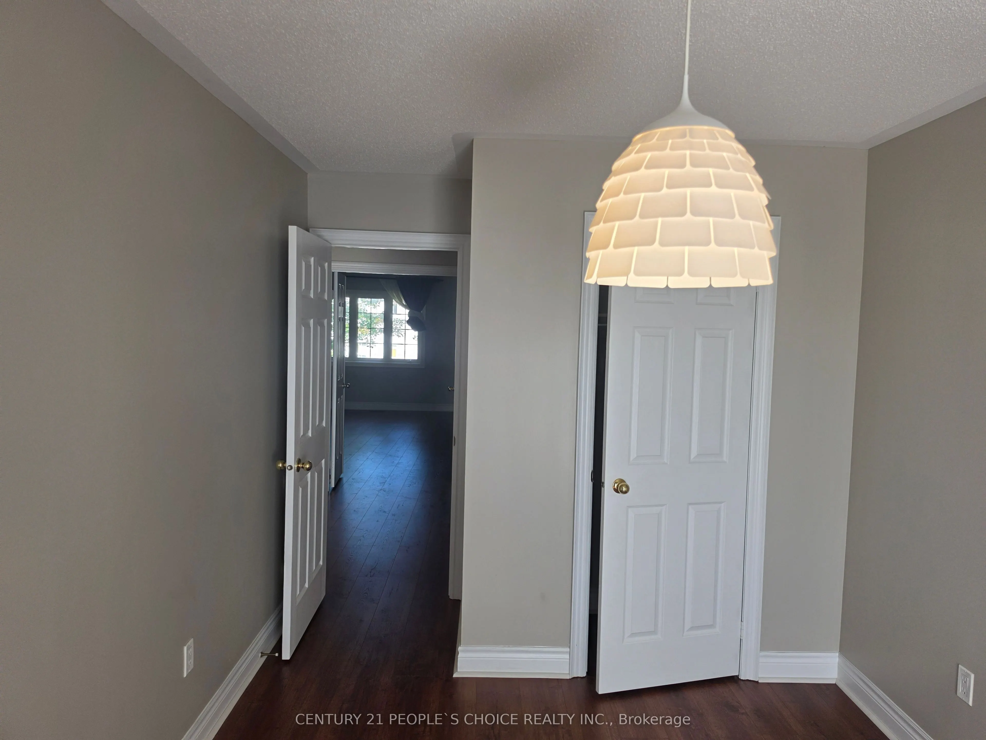 320 Ravineview Drive #3
