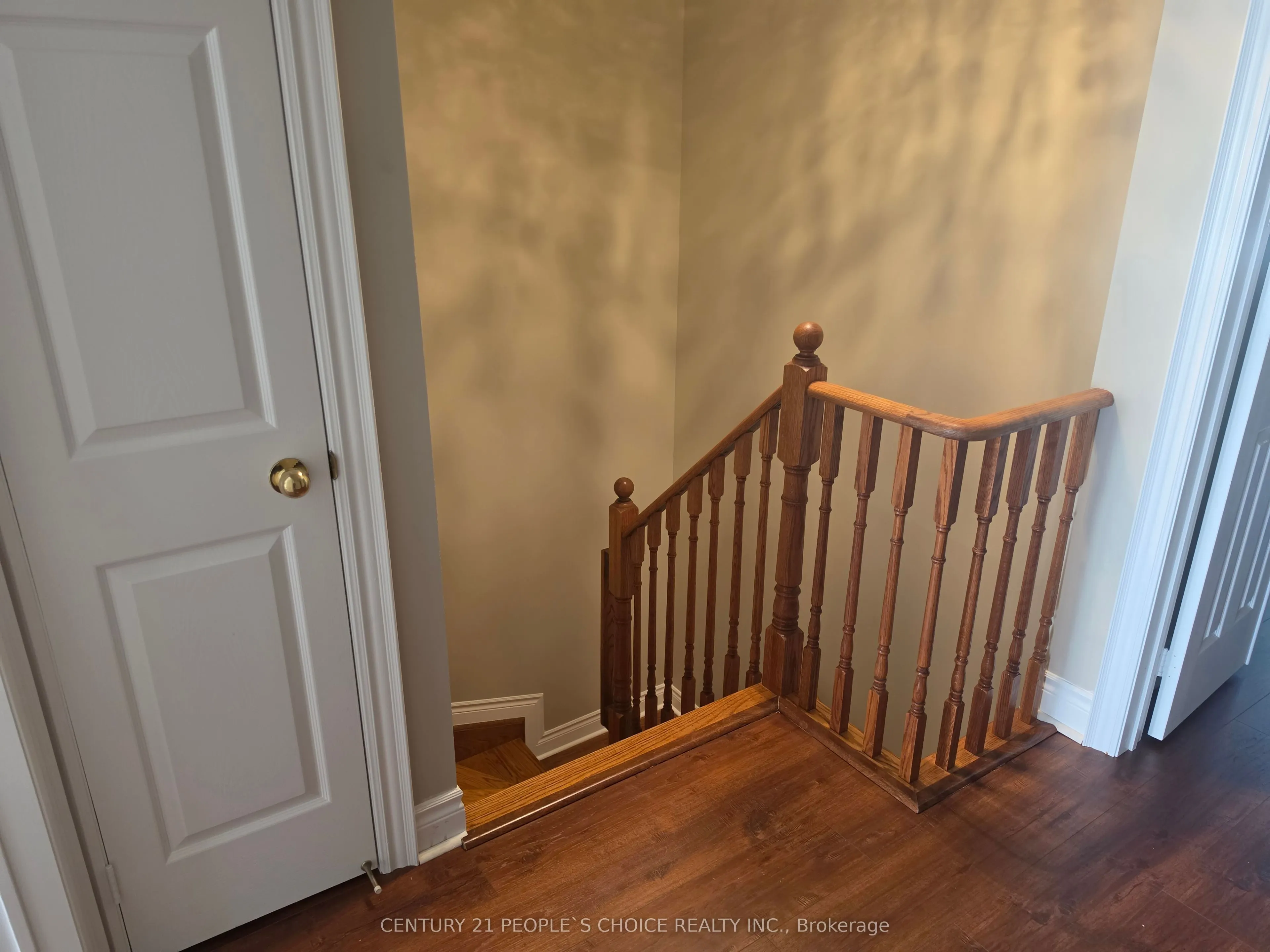320 Ravineview Drive #3
