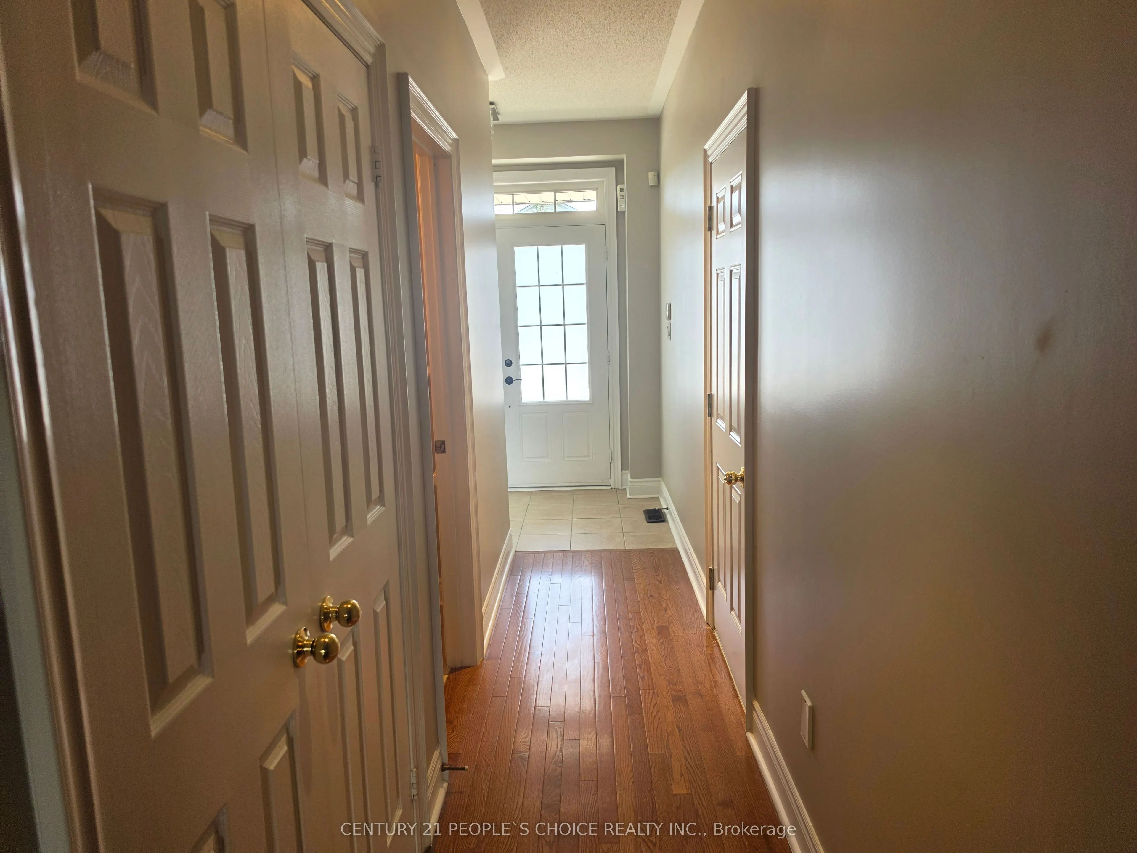 320 Ravineview Drive #3
