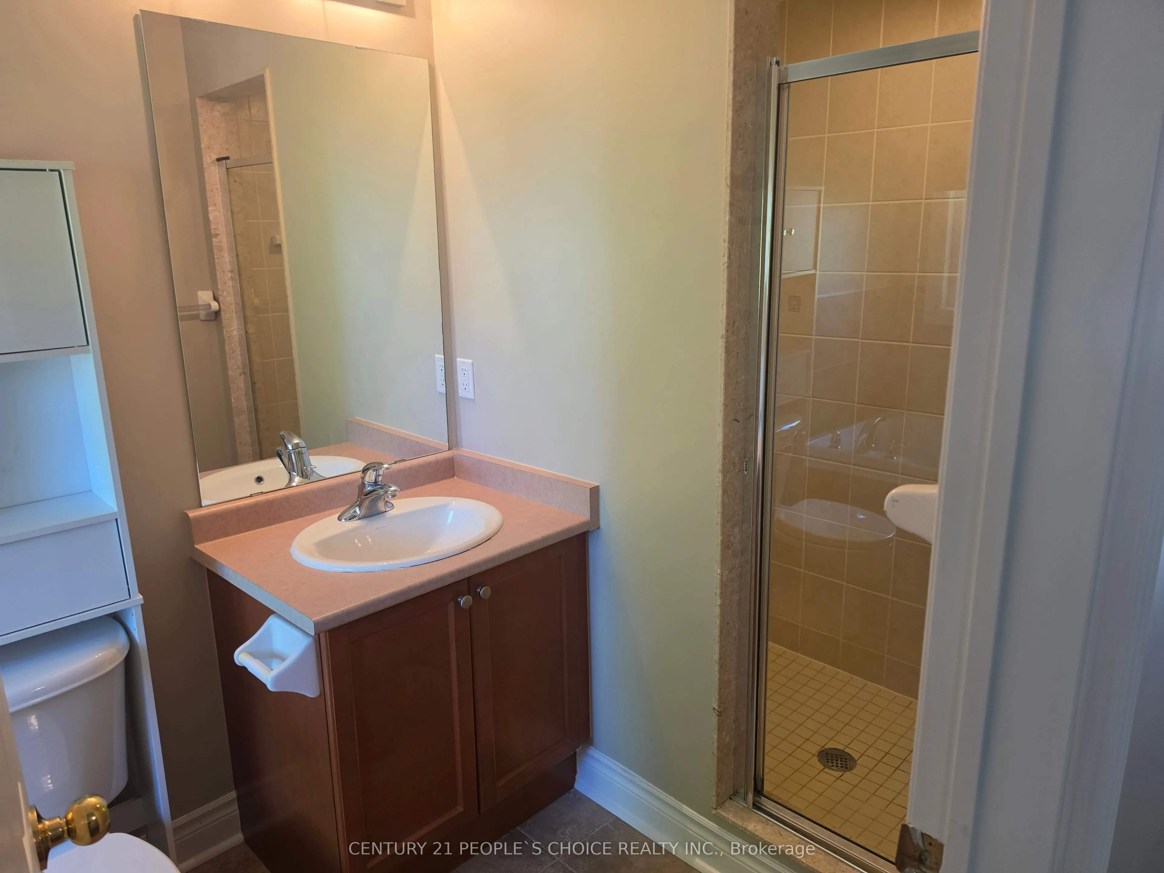 320 Ravineview Drive #3