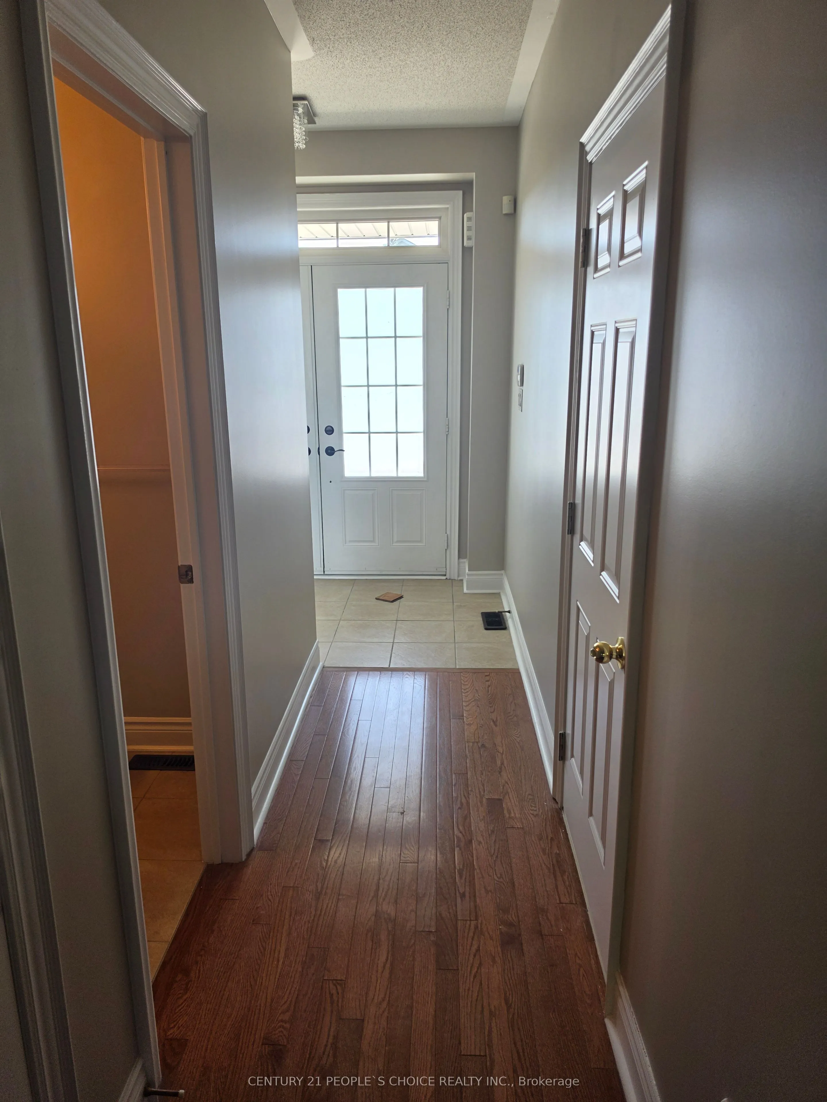 320 Ravineview Drive #3
