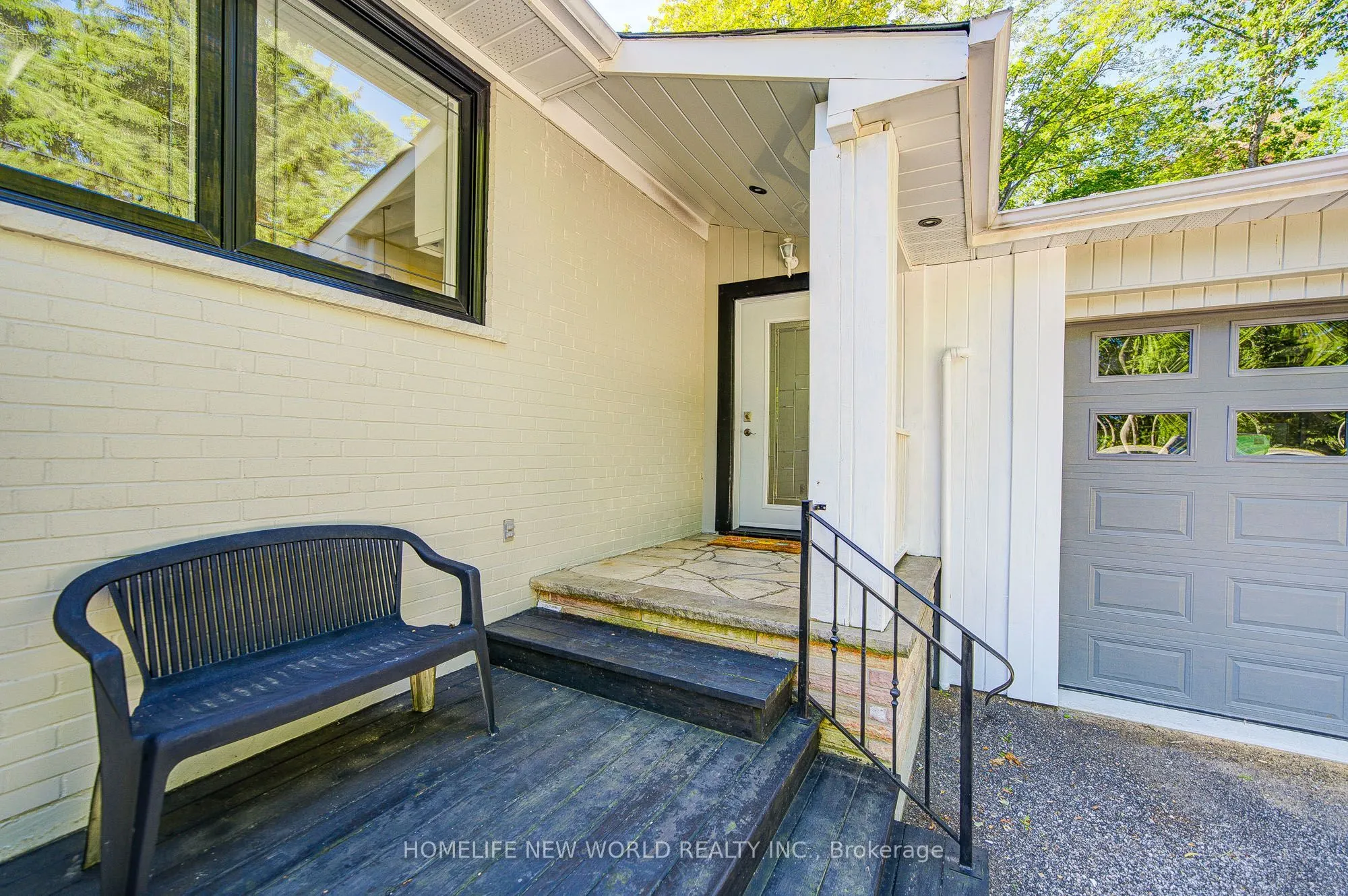 3659 Aurora Road