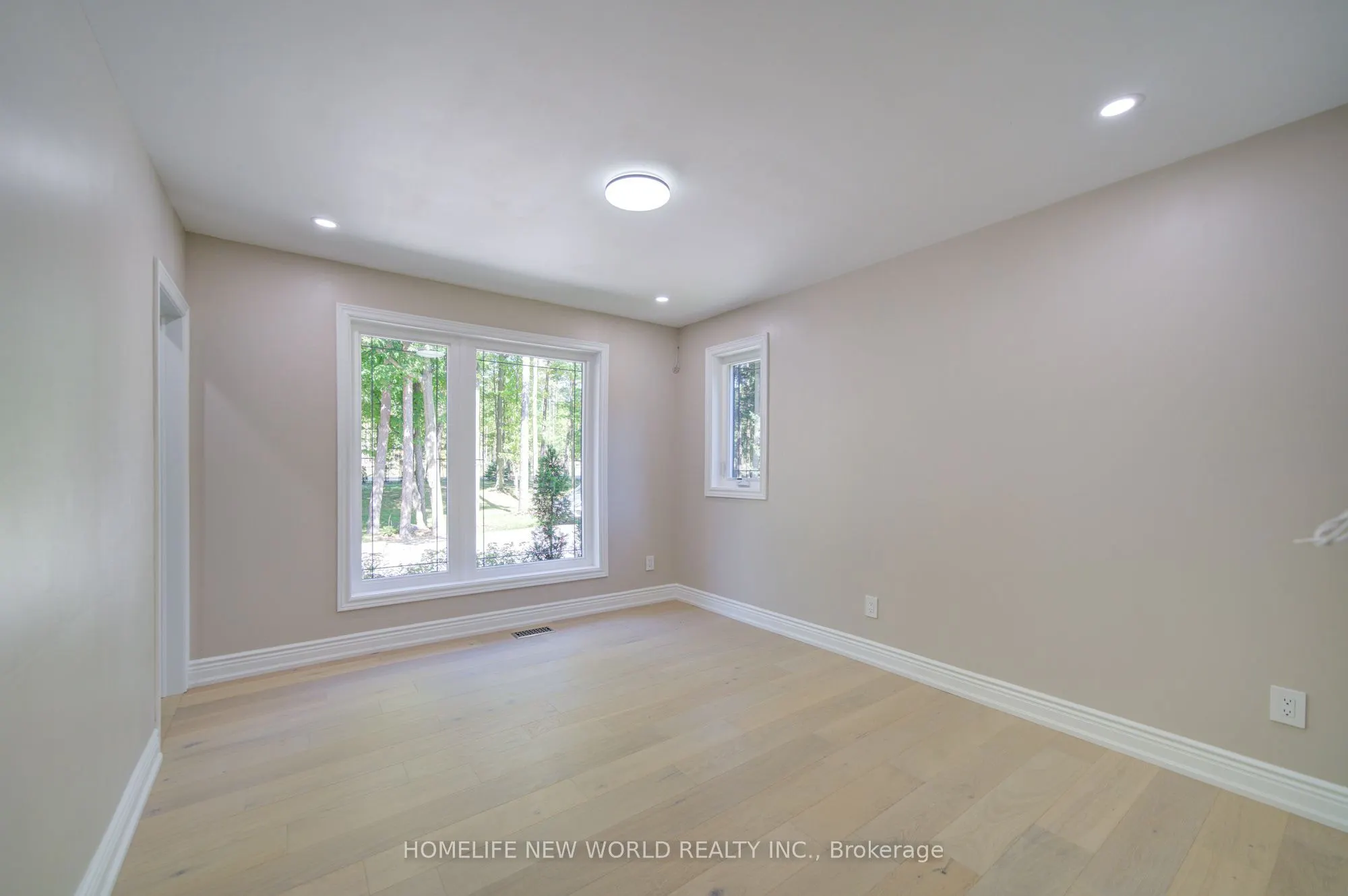 3659 Aurora Road