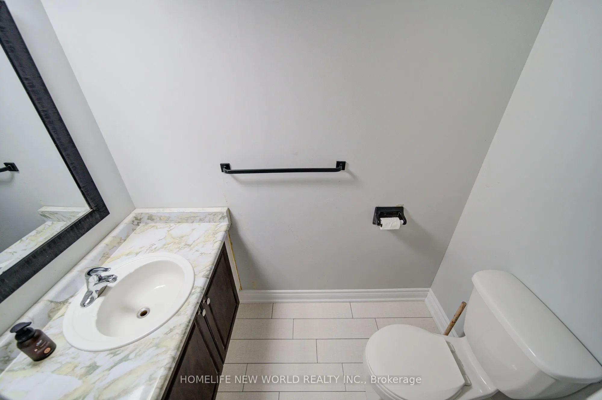 3659 Aurora Road