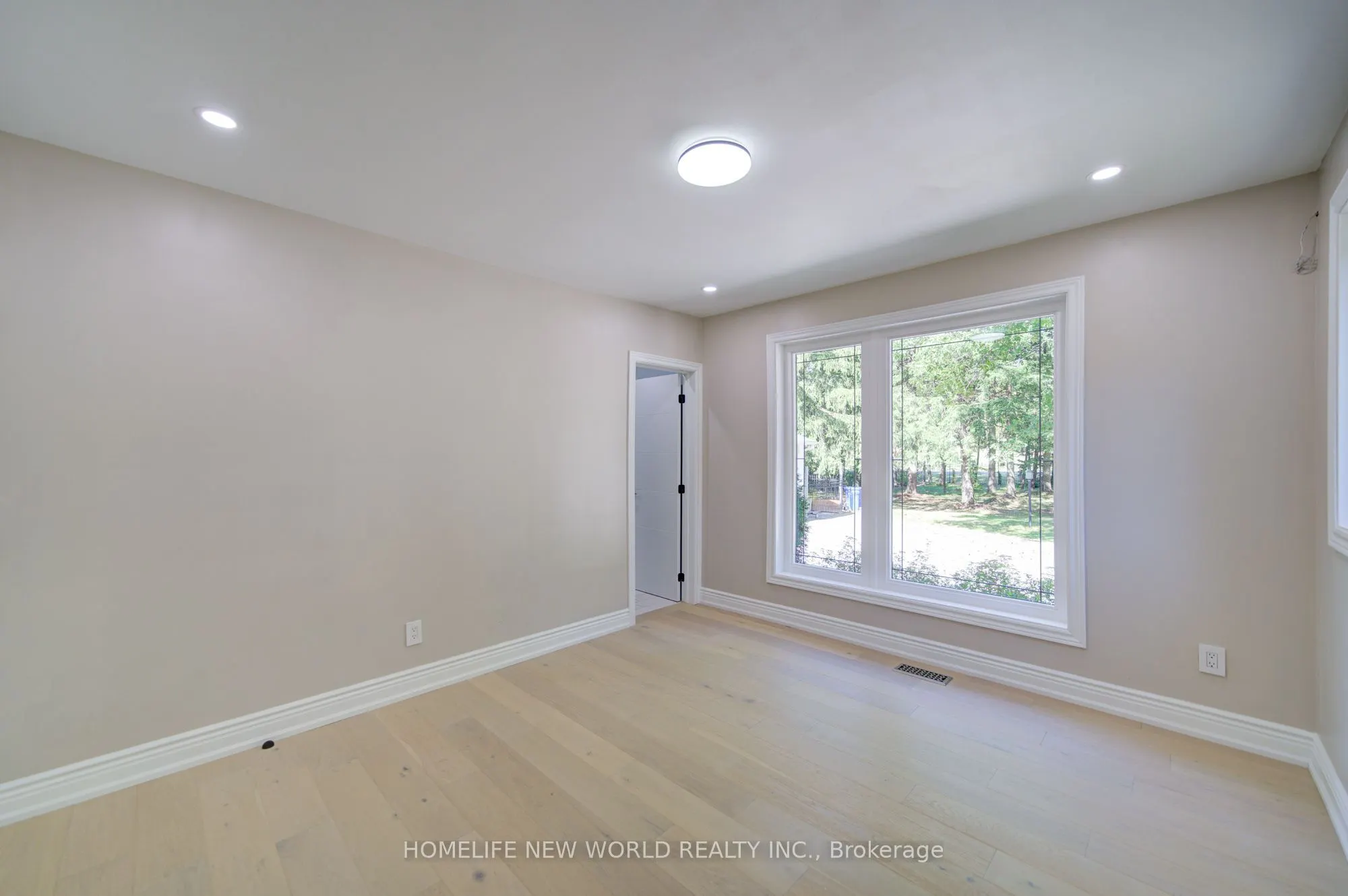 3659 Aurora Road