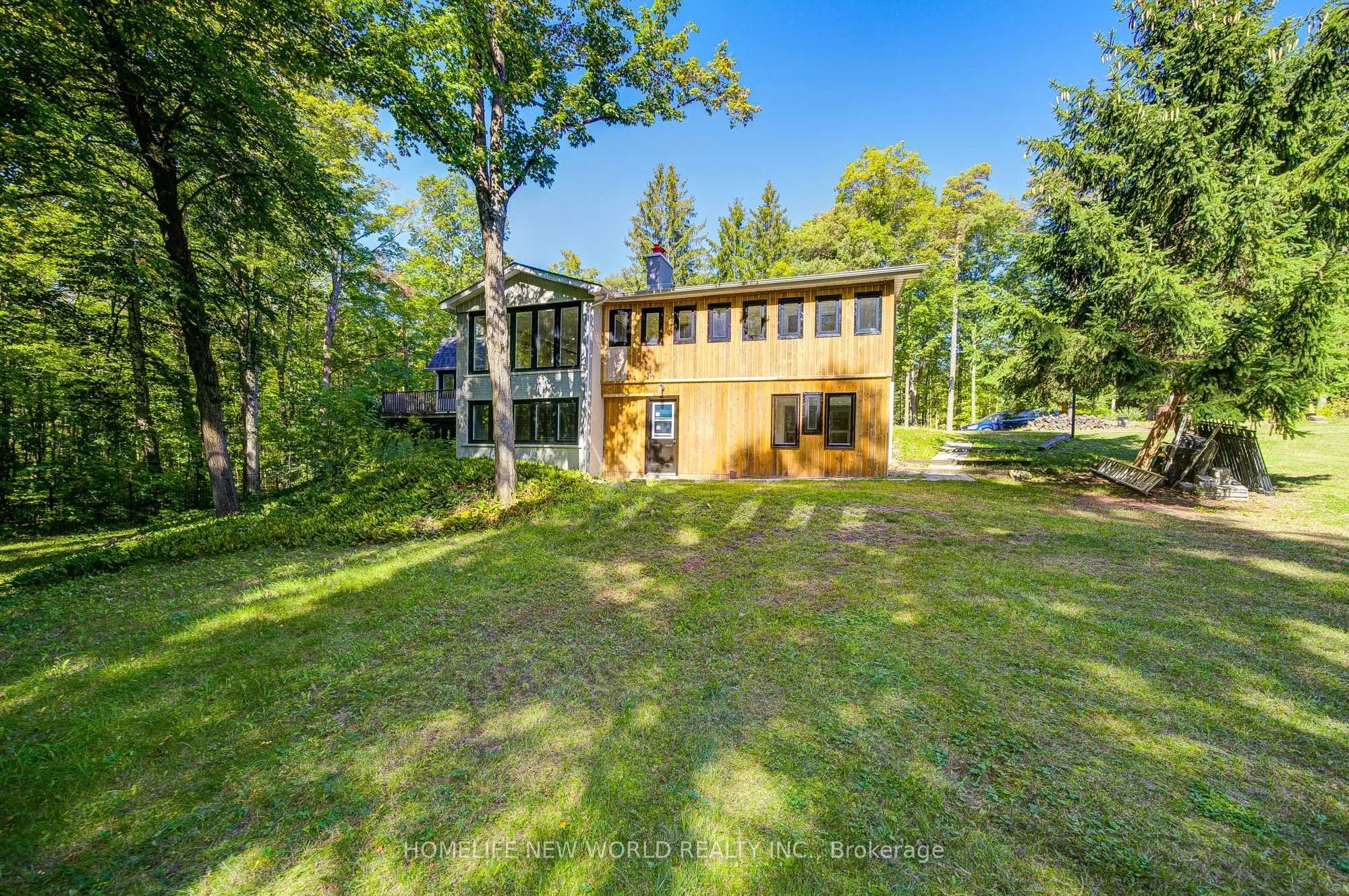 3659 Aurora Road