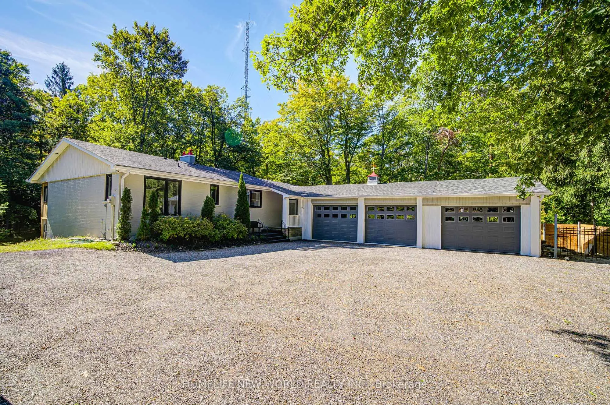 3659 Aurora Road