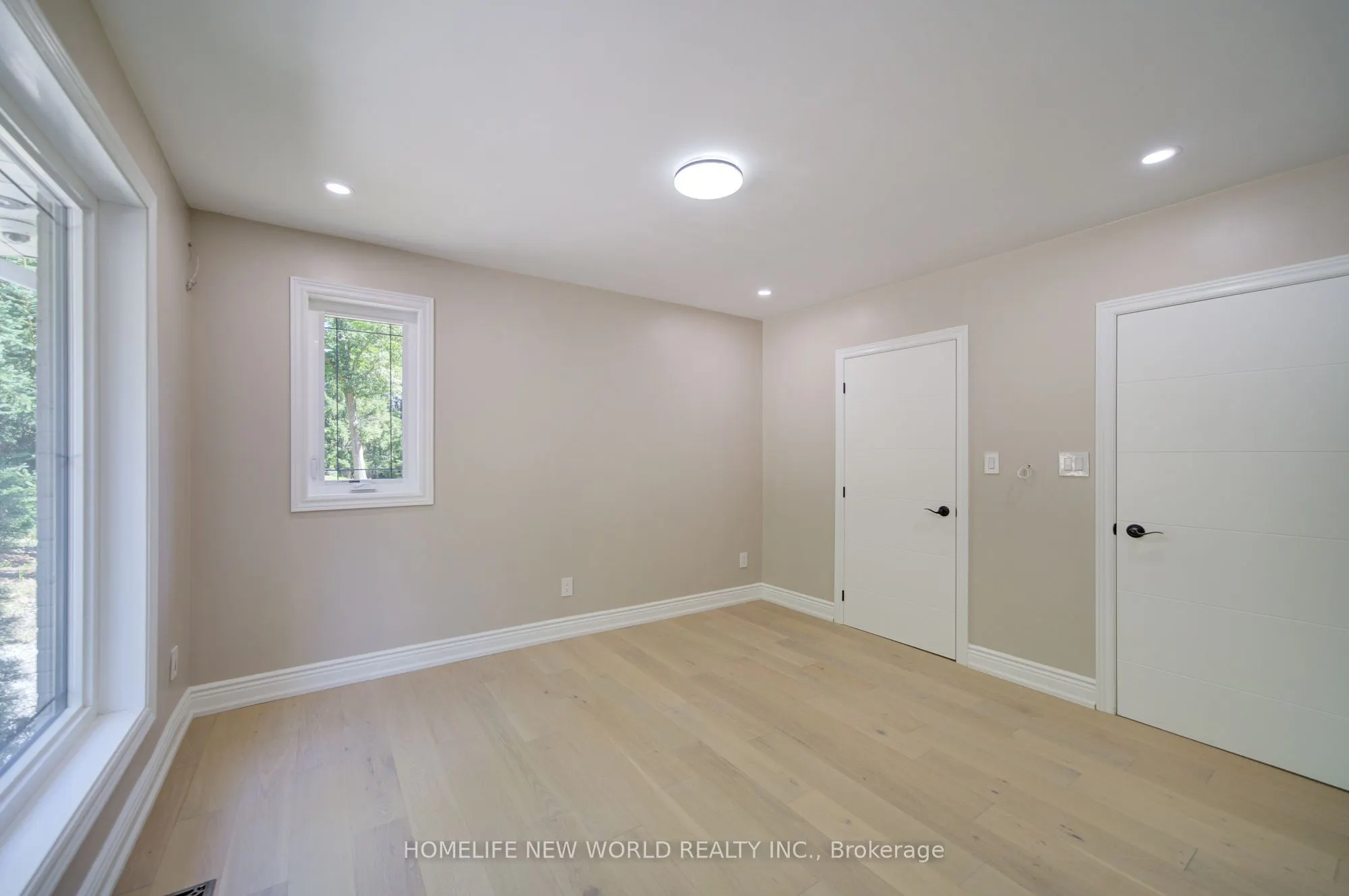 3659 Aurora Road