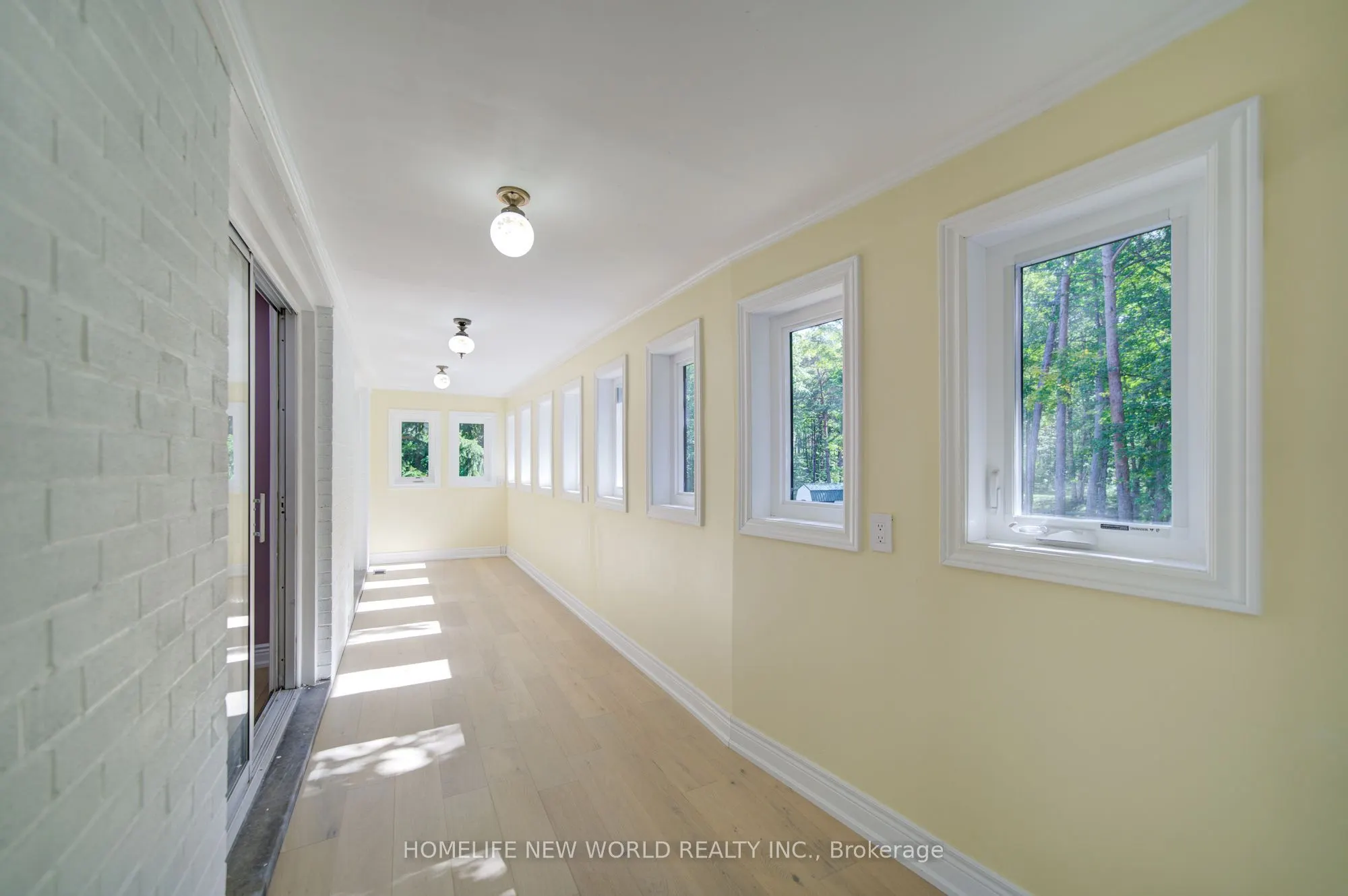 3659 Aurora Road