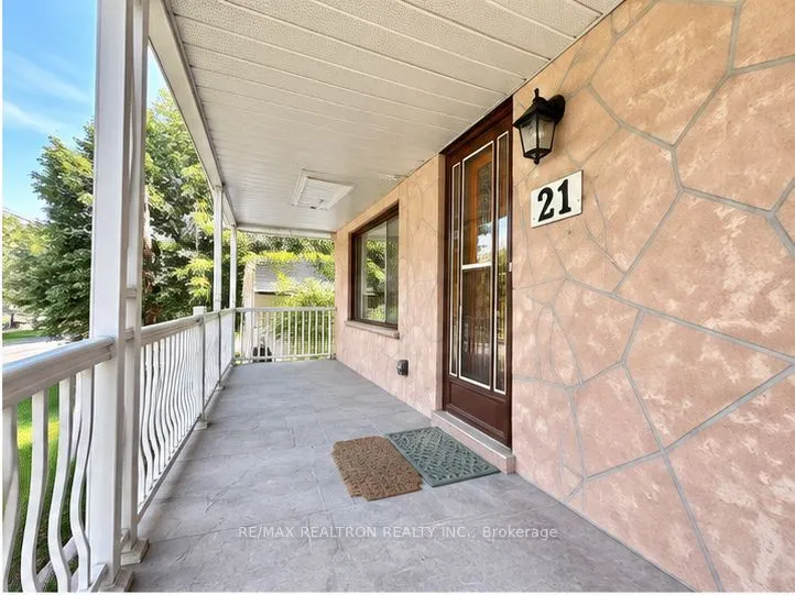 21 Clark Avenue