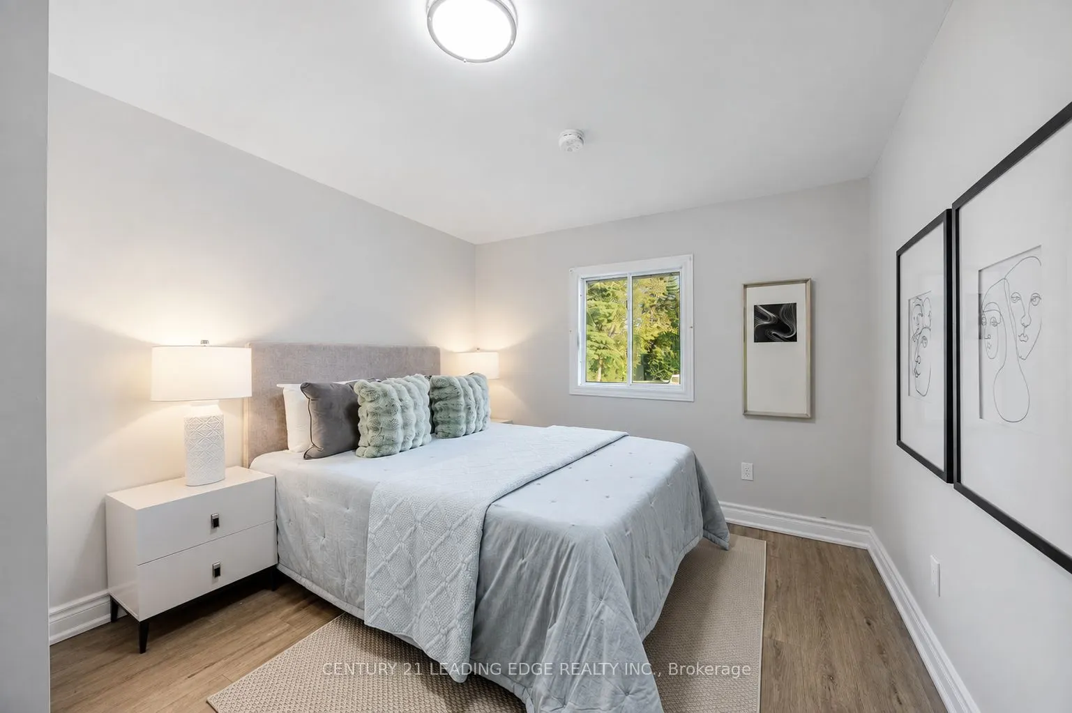 8 Mac Avenue
