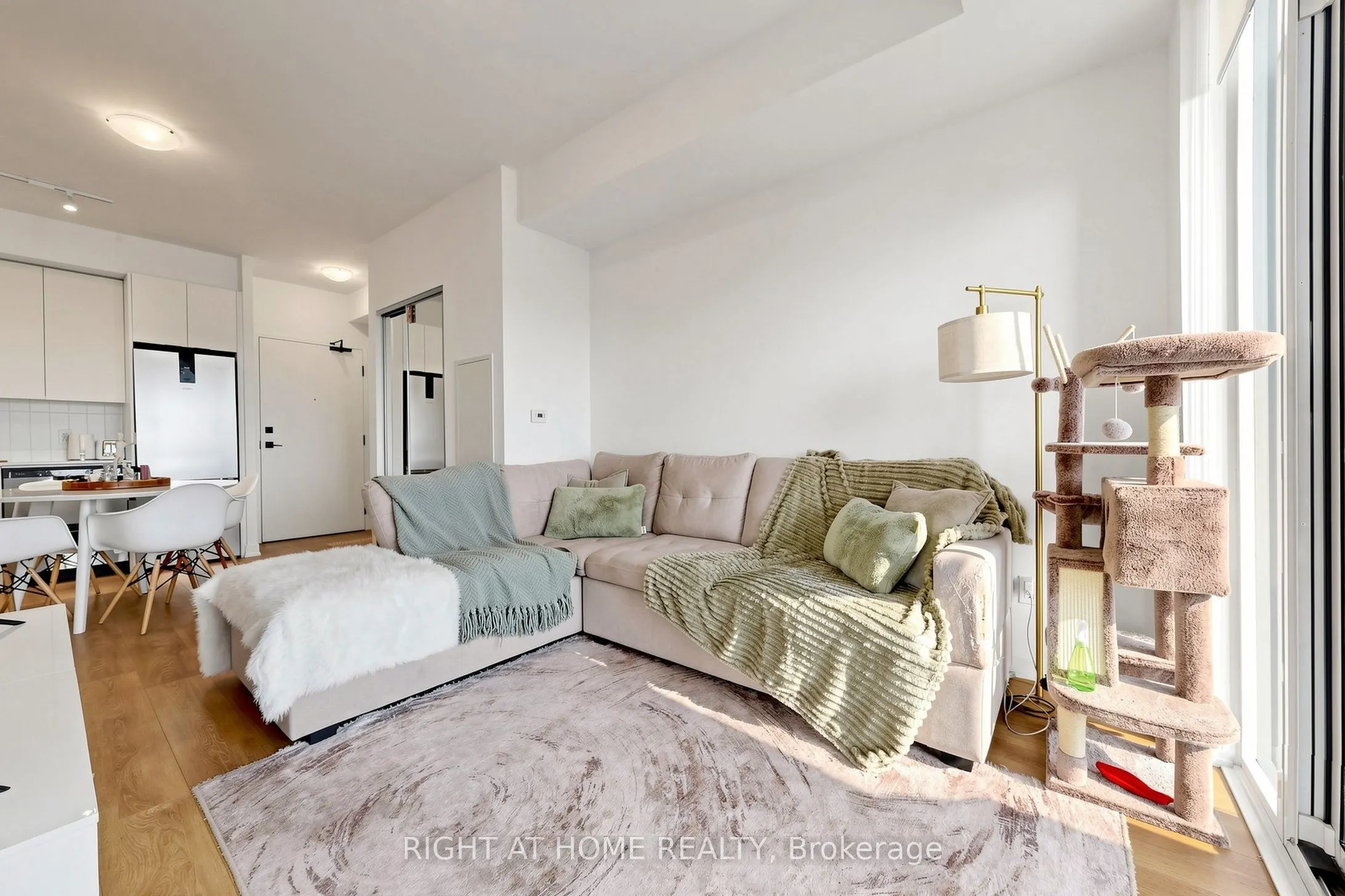 474 Caldari Road #909
