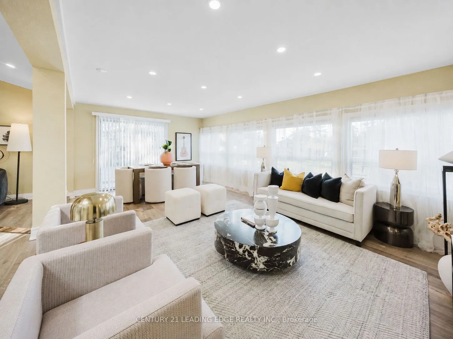 8 Mac Avenue