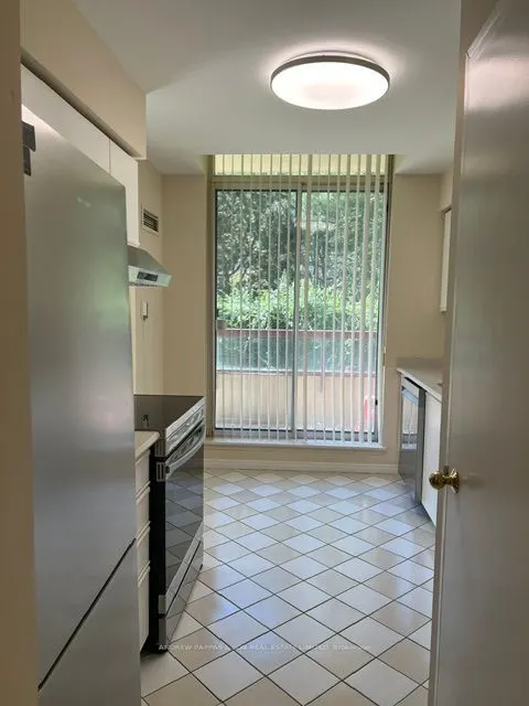 91 Townsgate Drive #103