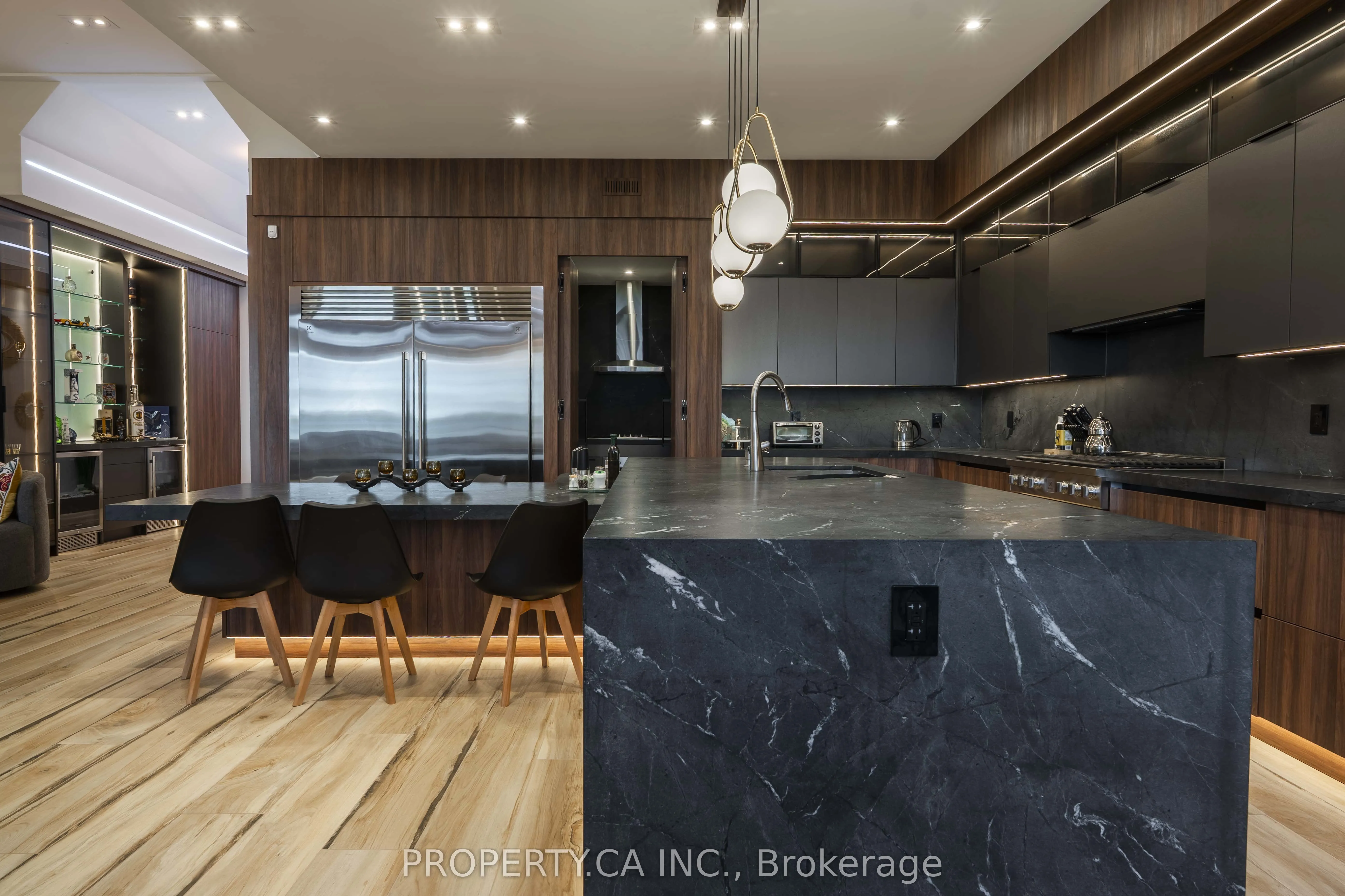 132 Cook's Bay Drive