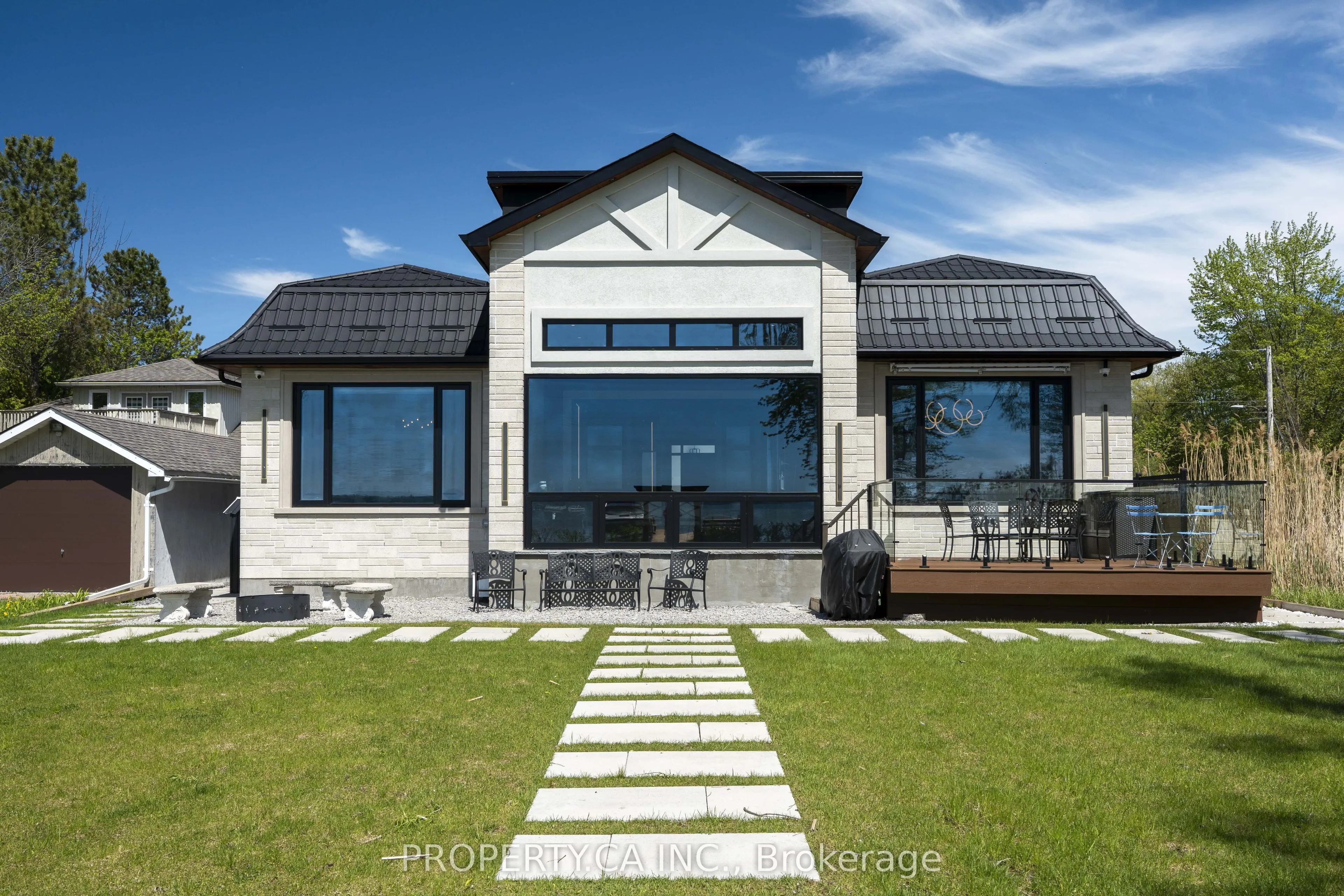132 Cook's Bay Drive