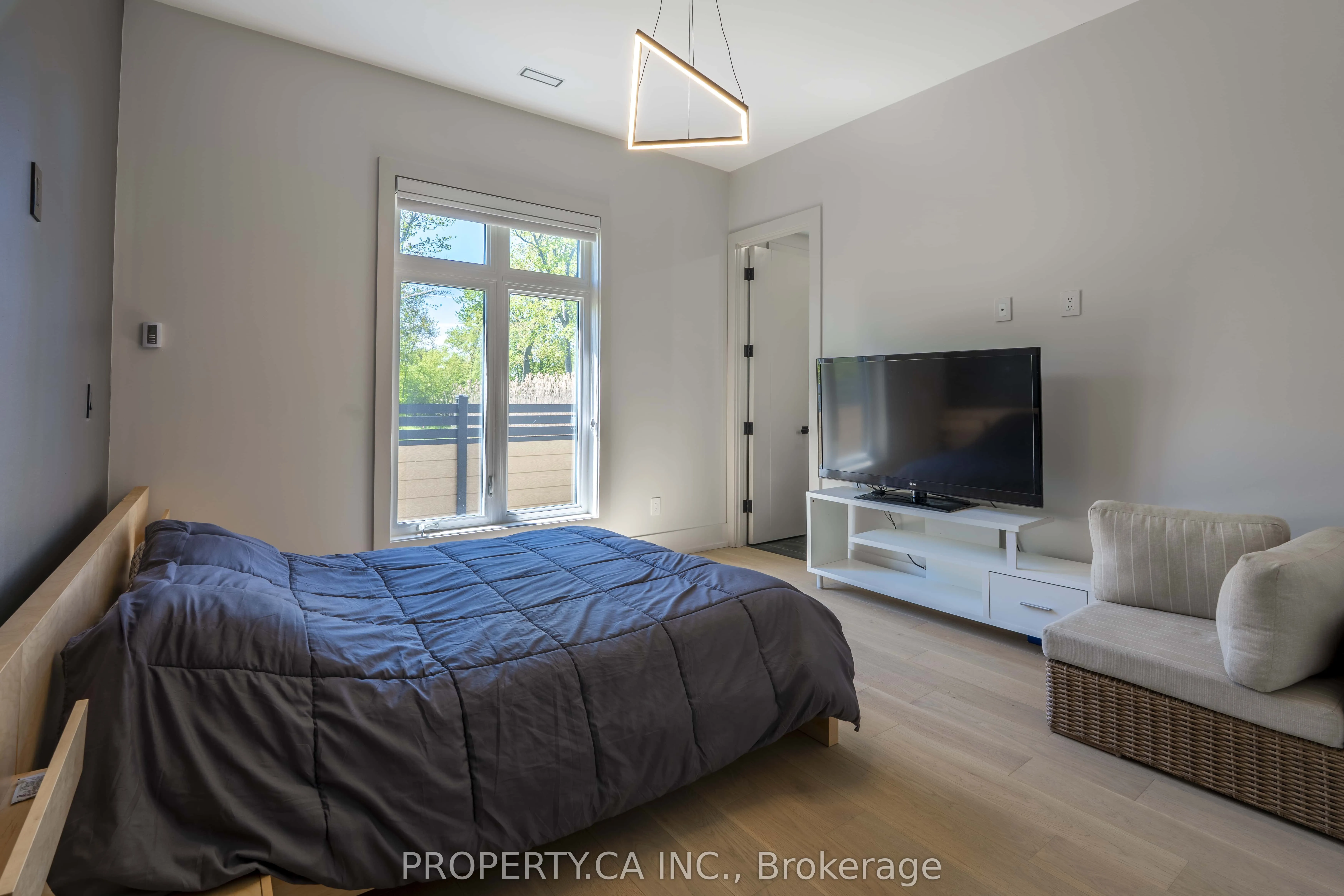 132 Cook's Bay Drive