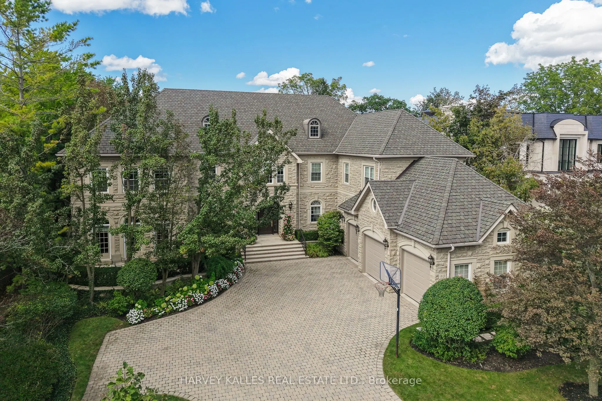 43 Thornbank Road