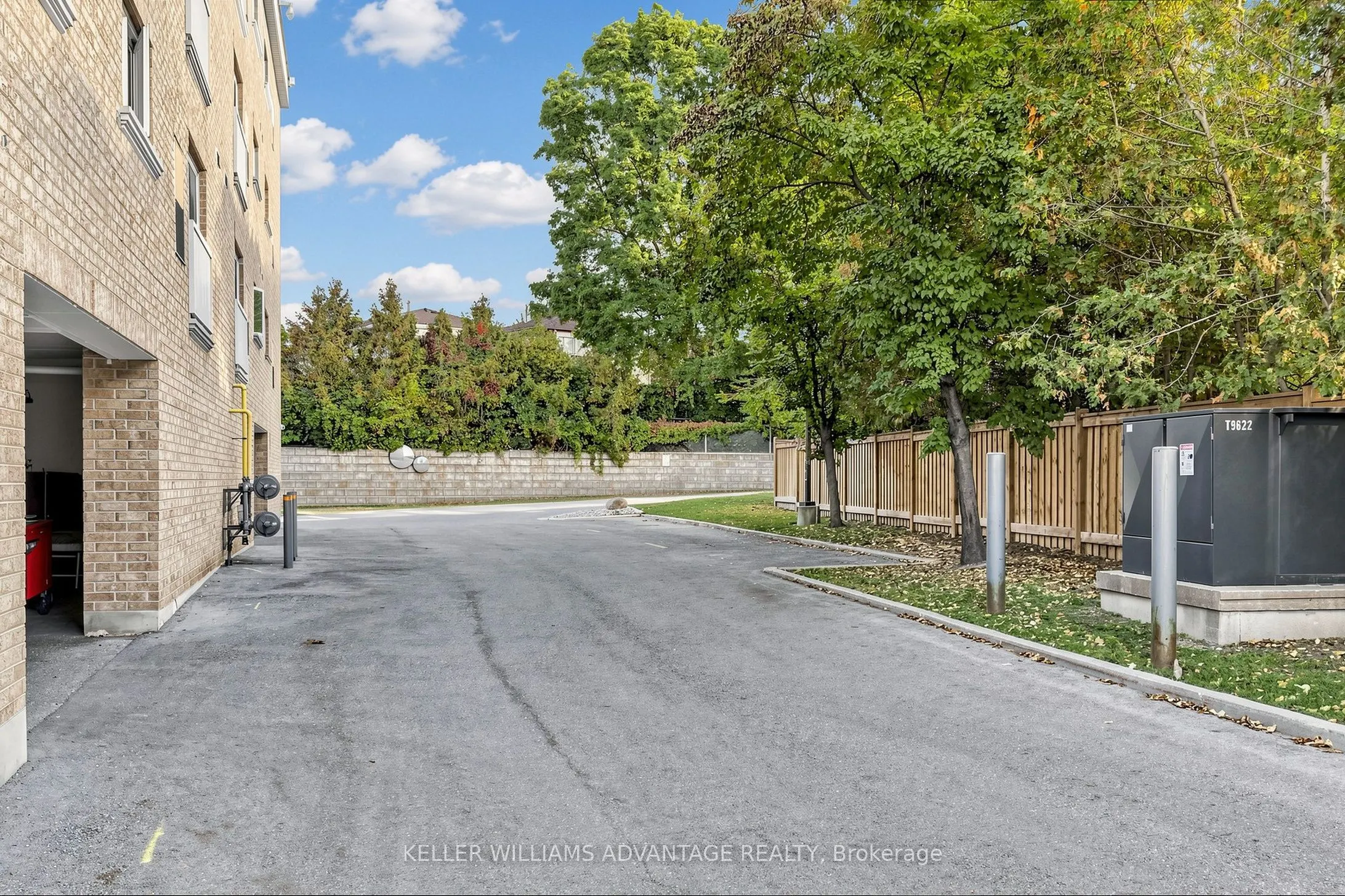 112 Simcoe Road #407